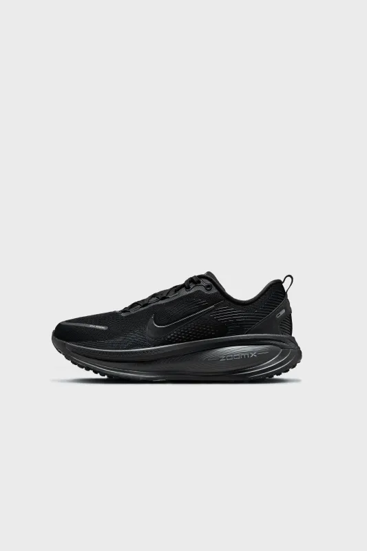 Nike Vomero 18 BLACK/BLACK-DK SMOKE GREY-LT SMOKE GREY HM6803-005 sold by Nomad