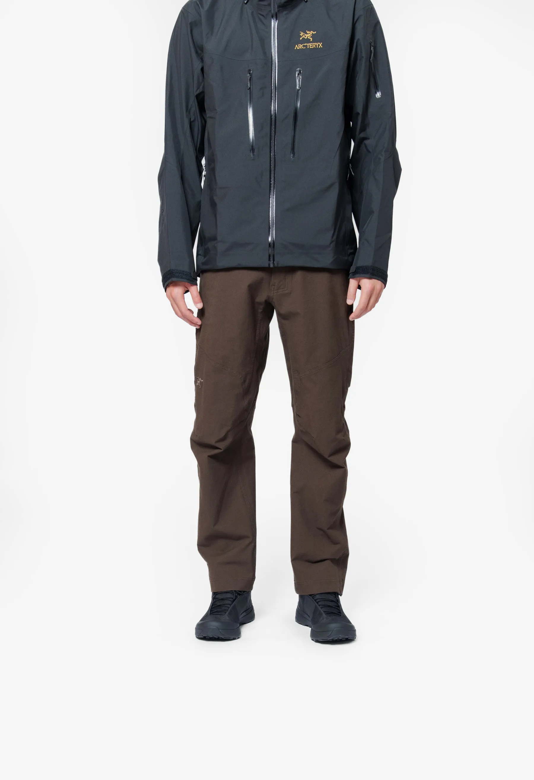 Cronin Pant M Carob X000009316 sold by Nomad