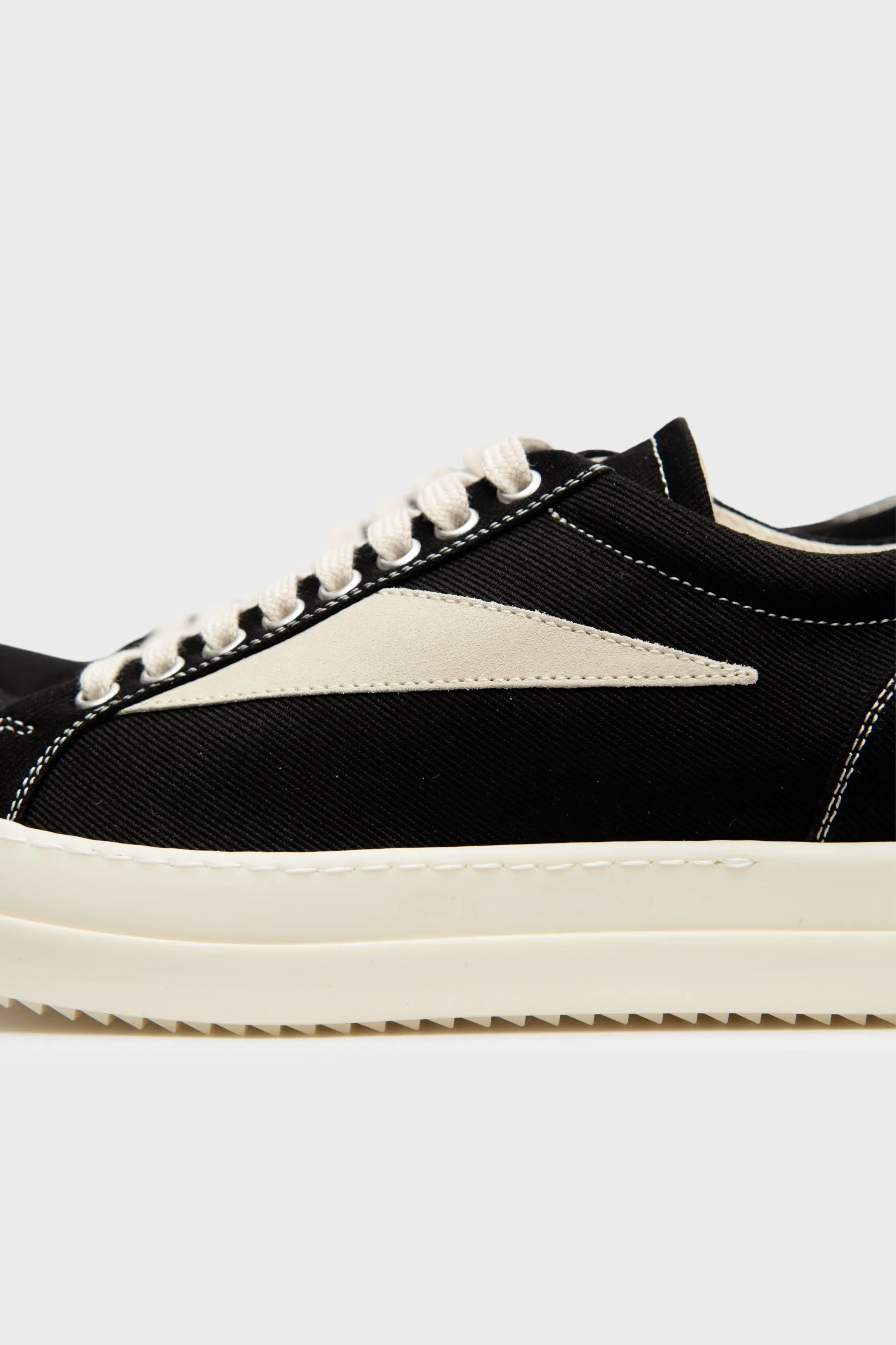 Vintage Sneaks Black/Milk/Milk DU02E7803 sold by Nomad product image thumbnail 4