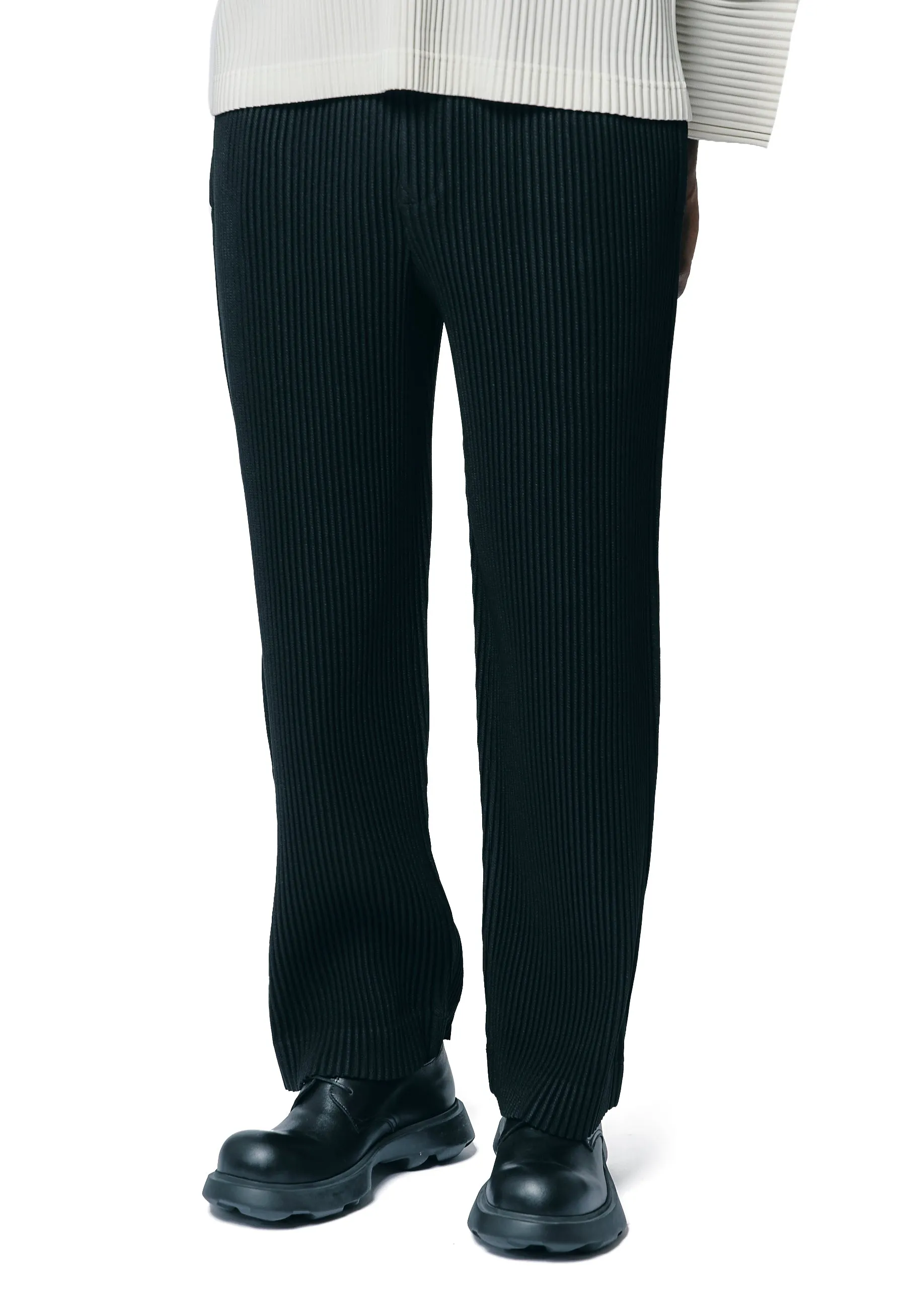 Kersey Pleated Trouser Black HP58-FF172-15 sold by Nomad product image thumbnail 2