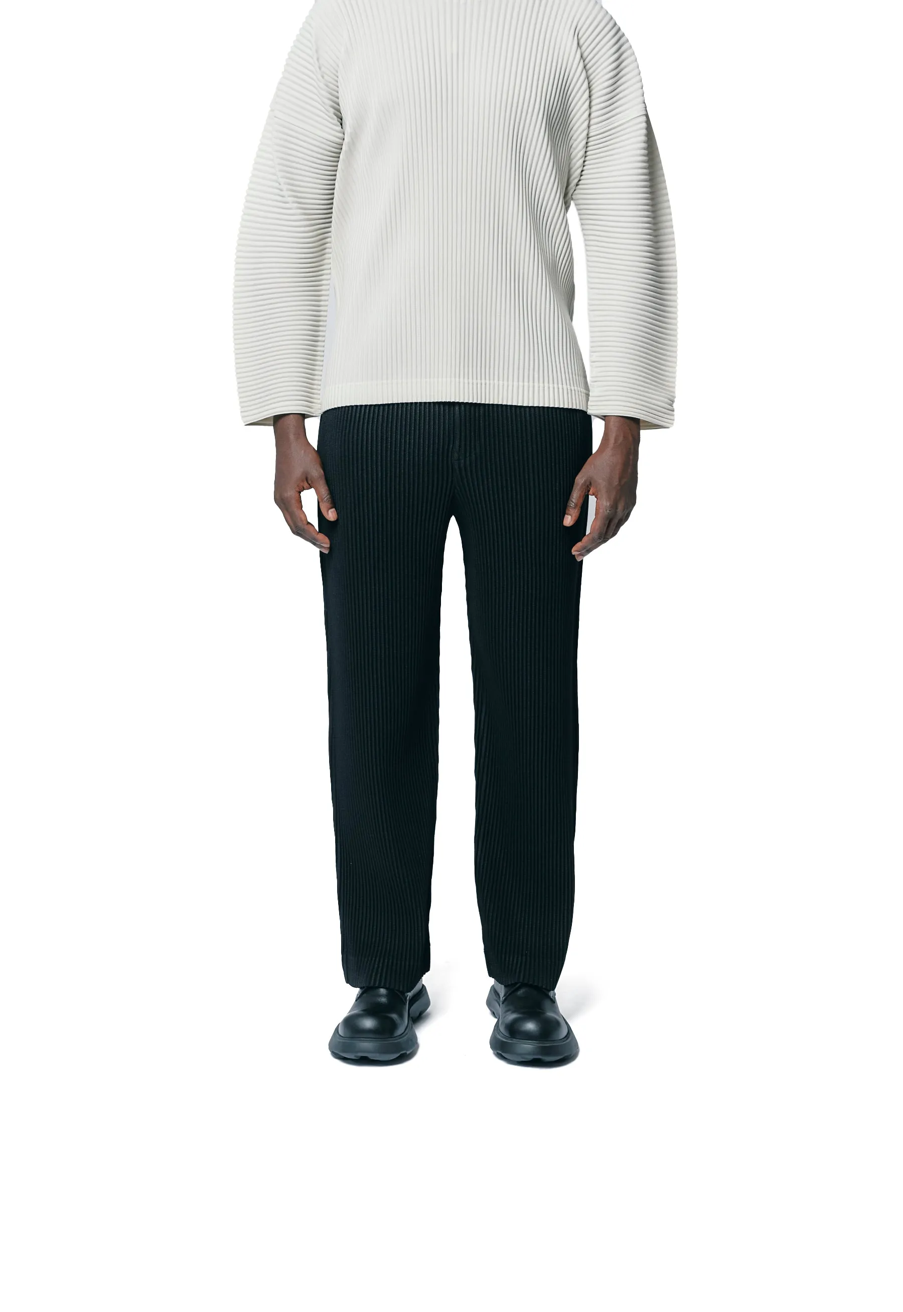 Kersey Pleated Trouser Black HP58-FF172-15 sold by Nomad