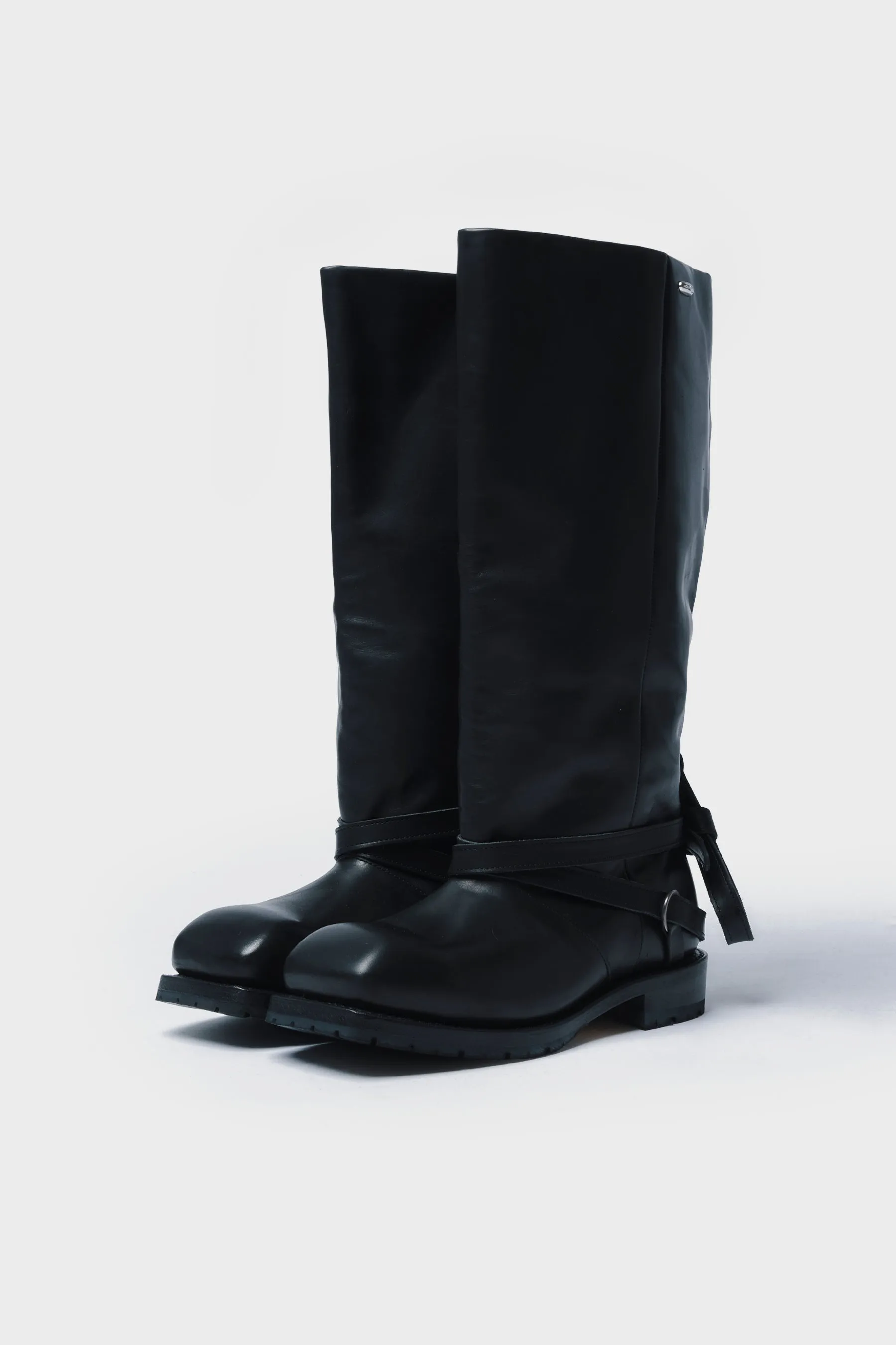 High Engine Boot Black Tensile Cattle Hide sold by Nomad product image thumbnail 2