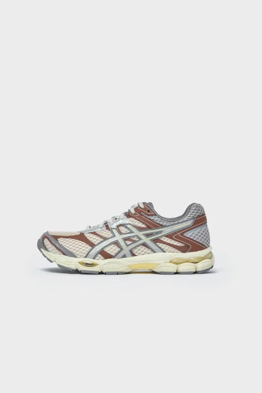 Asics x Emmi Gel Cumulus 16 Beige/Grey 1203A957-250 sold by Nomad