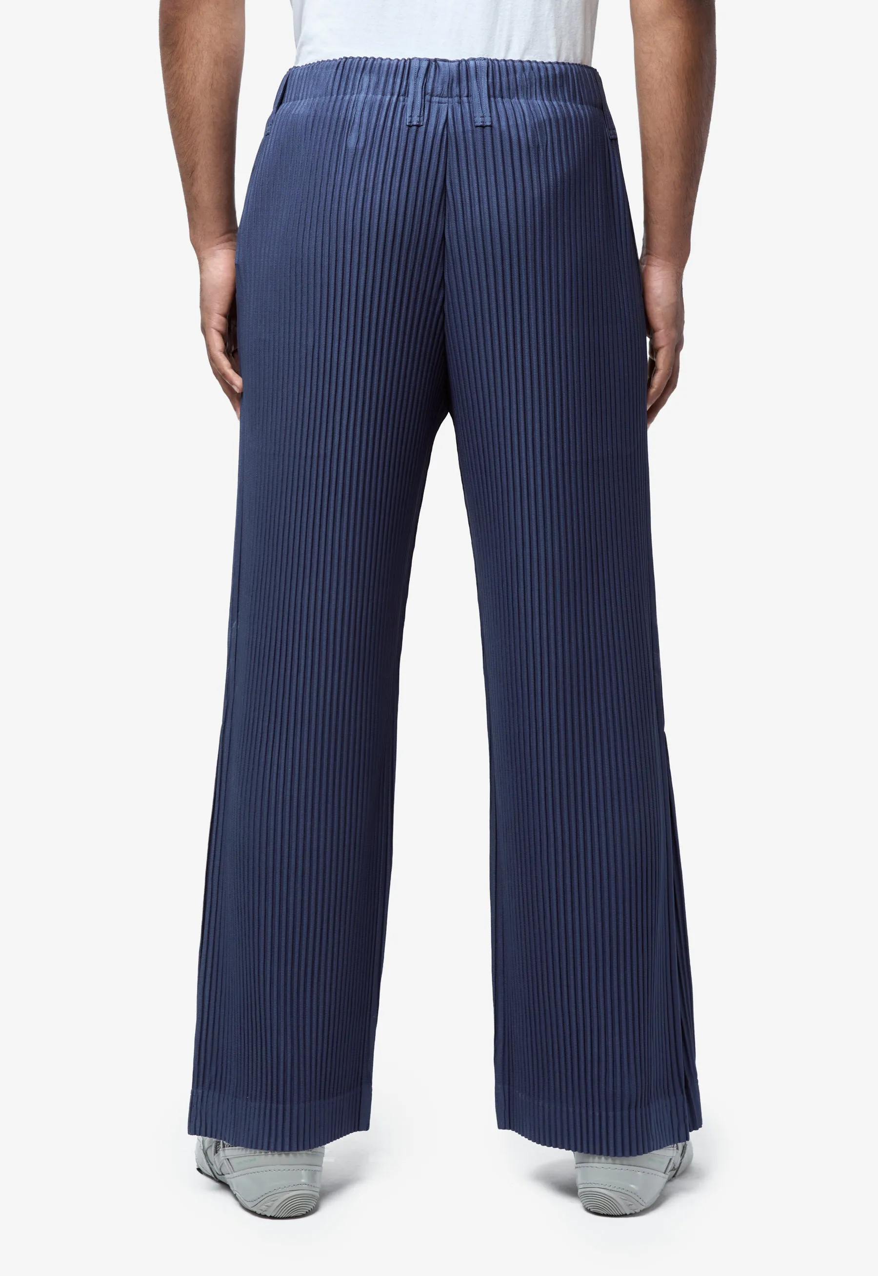 Tailored Pleats 1 Pant Manarola Boat Navy HP66-JF154-76 sold by Nomad product image thumbnail 3