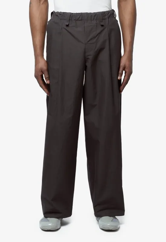 Men's Freshen Pant Brown HP66-FF342-44 made by Issey Miyake