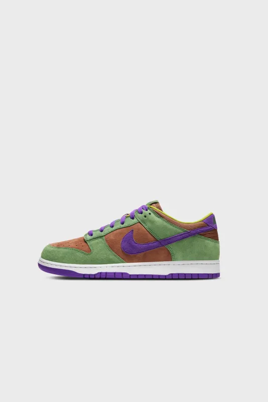 Dunk Low SP Veneer/Deep Purple DA1469-200 sold by Nomad