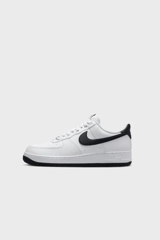 Air Force 1 '07 White/Black-White FQ4296-101 sold by Nomad
