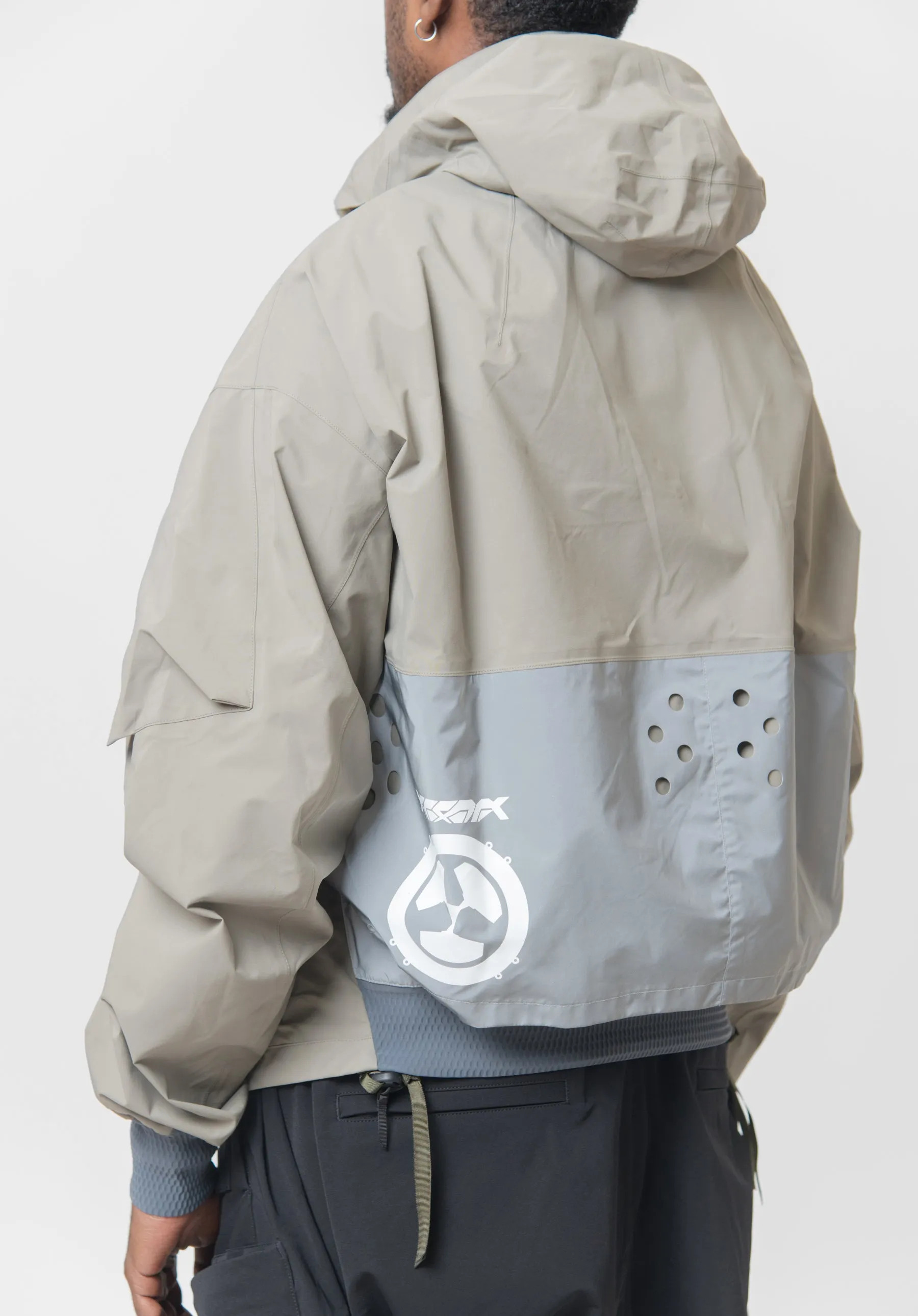 J110TS-GT 3L Gore-Tex Pro Tec Sys Jacket Alpha Green sold by Nomad product image thumbnail 2