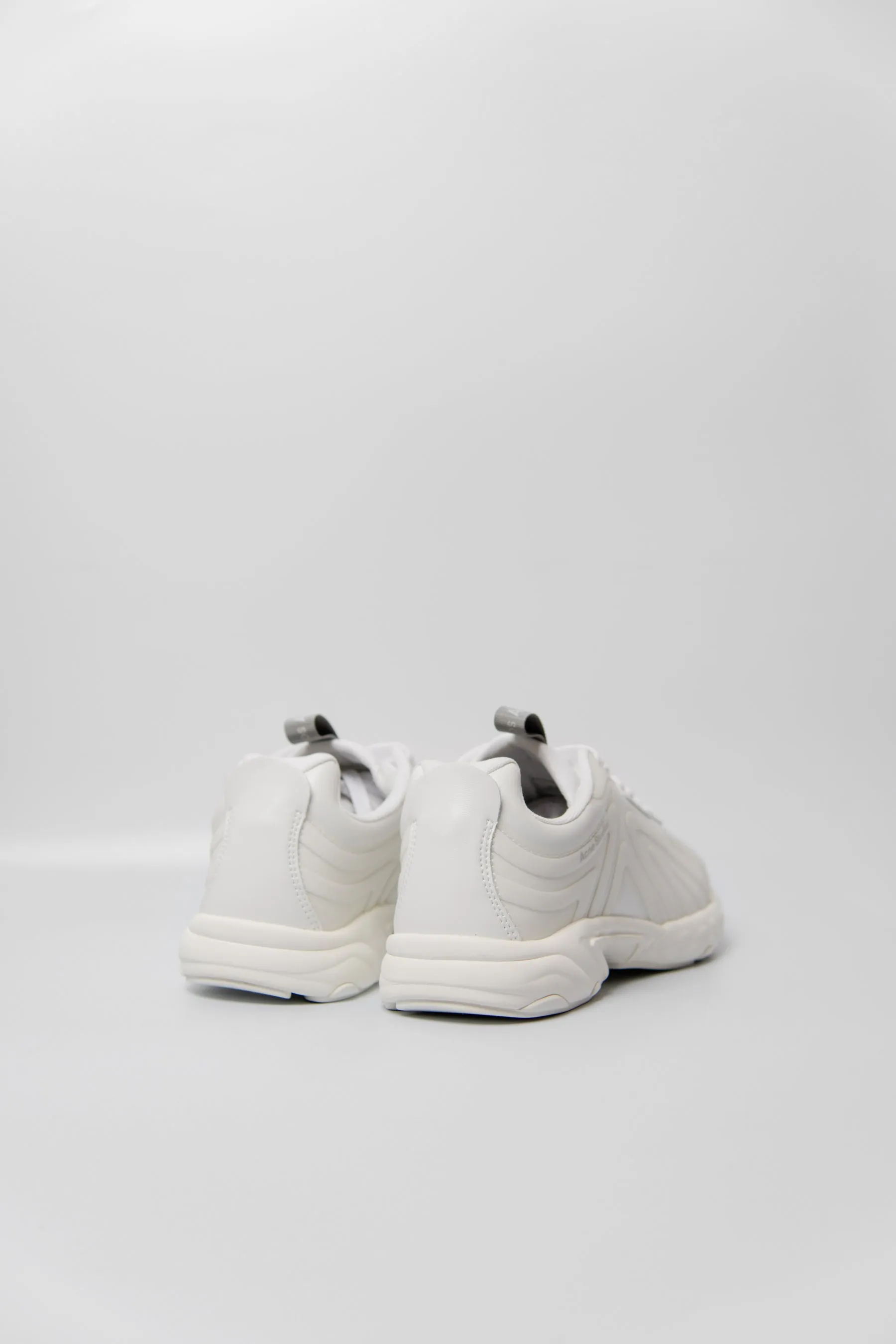 Low Top Sneaker White BD0139 sold by Nomad product image thumbnail 4