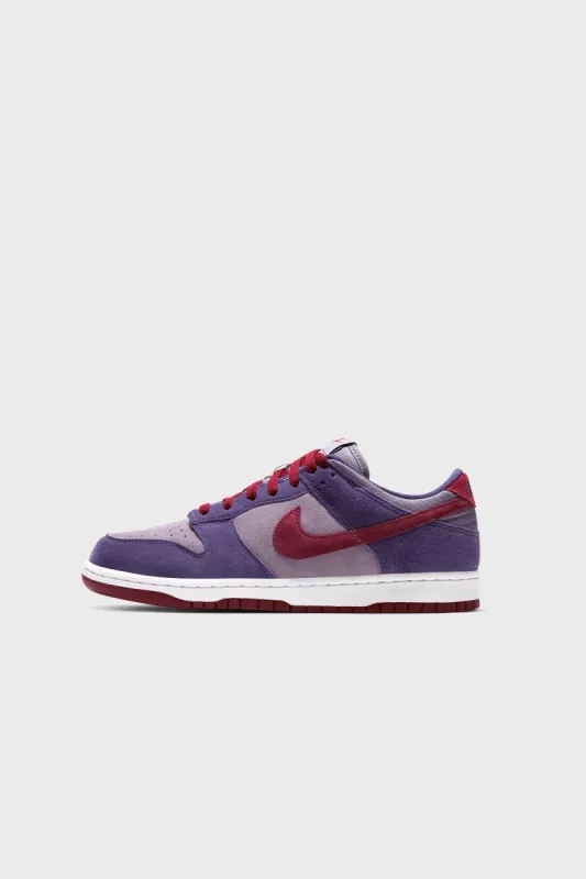 Dunk Low SP Daybreak/Barn/Plum CU1726-500 sold by Nomad