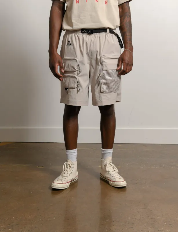ACG Cargo Short String/Black CK7845-223 sold by Nomad
