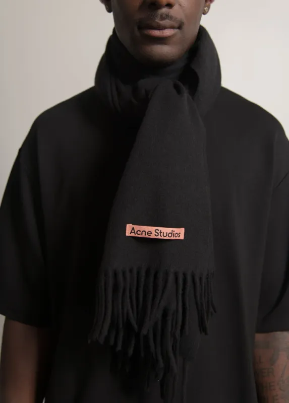 Canada NR Scarf Black sold by Nomad