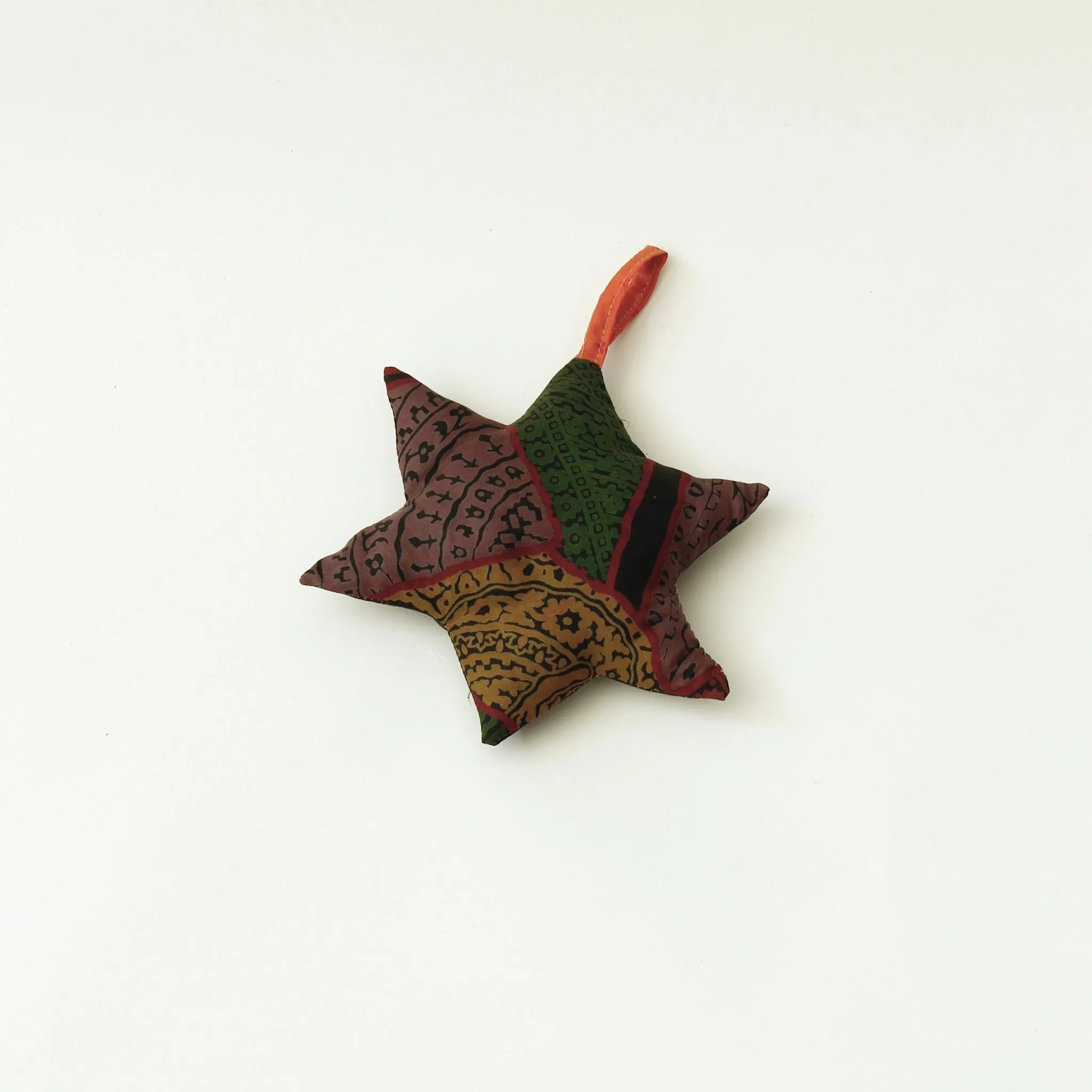 SUSTAIN vintage silk star, small sold by Nordstjerne product image thumbnail 5