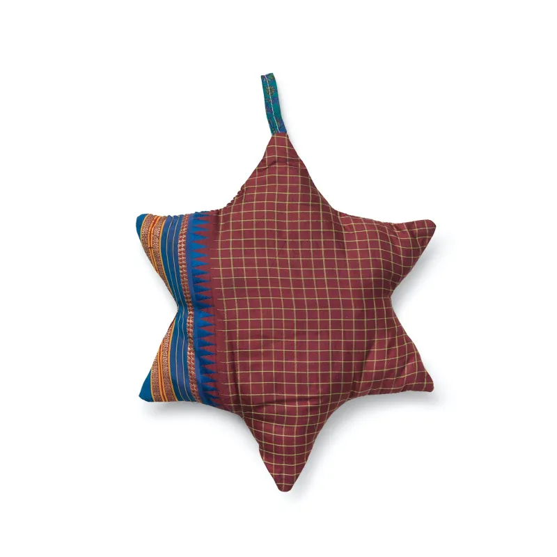 SUSTAIN vintage silk star, medium sold by Nordstjerne