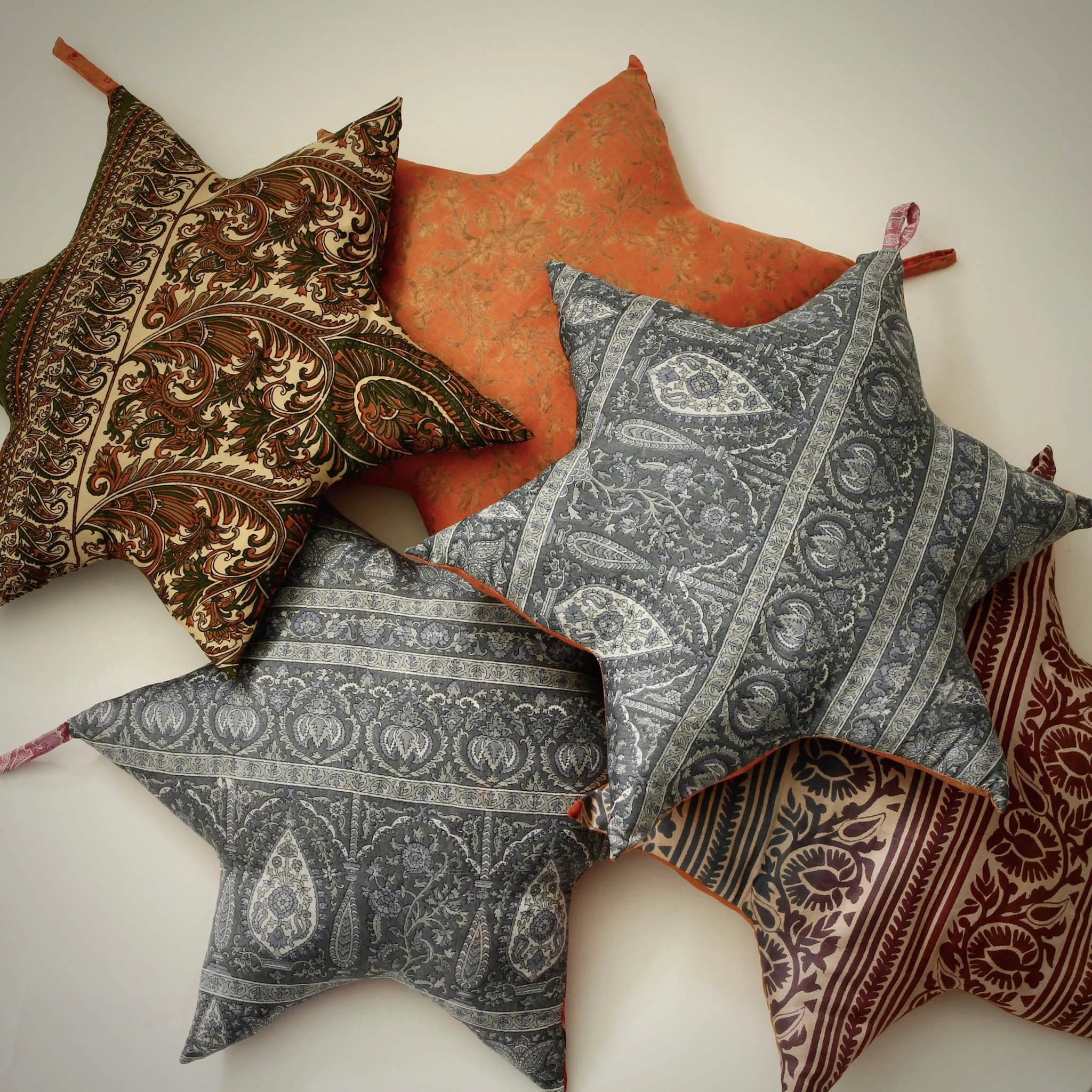 SUSTAIN vintage silk star, large sold by Nordstjerne product image thumbnail 3