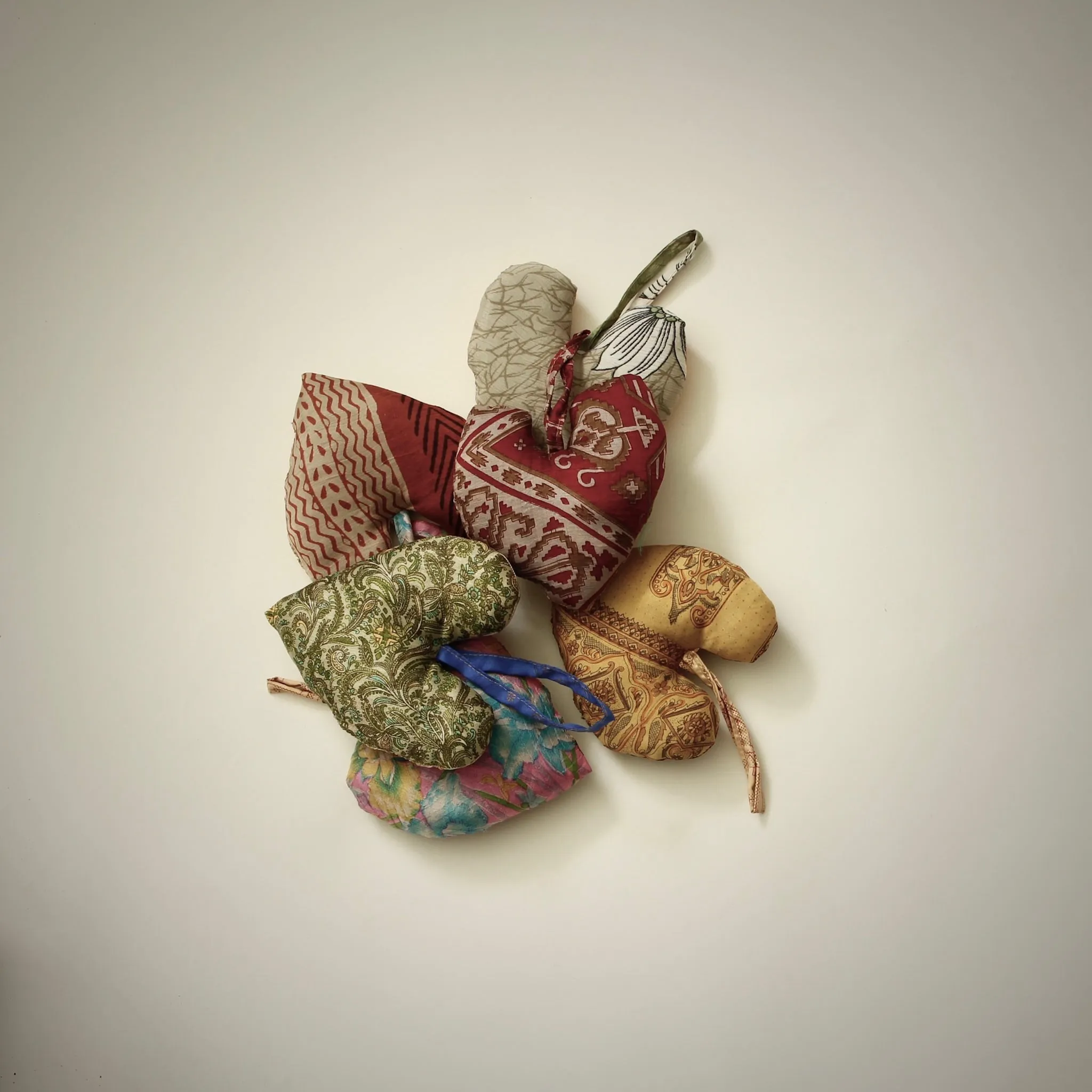 SUSTAIN vintage silk heart, small sold by Nordstjerne product image thumbnail 3