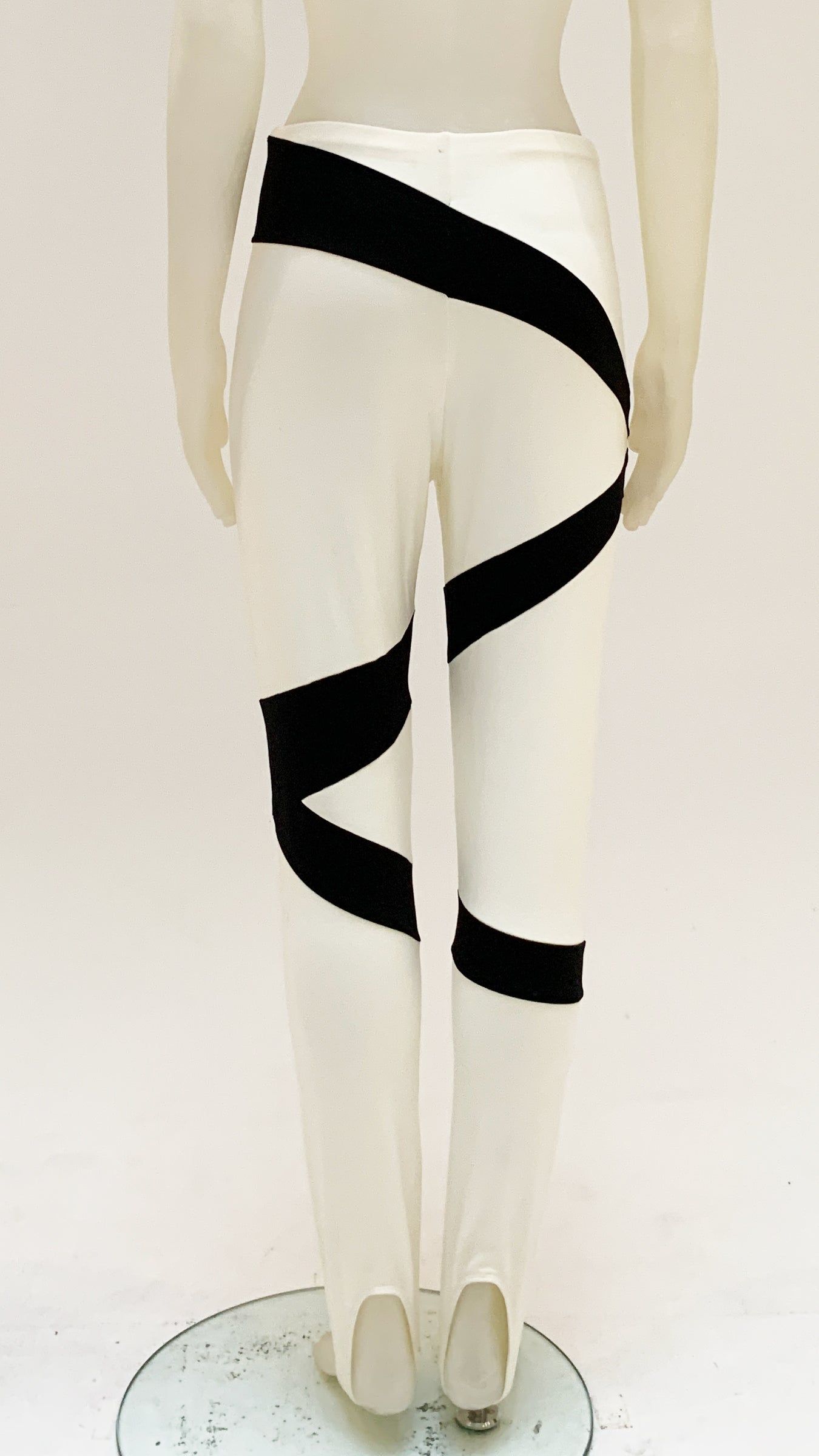SPLICED STIRRUP LEGGING sold by Norma Kamali product image thumbnail 3