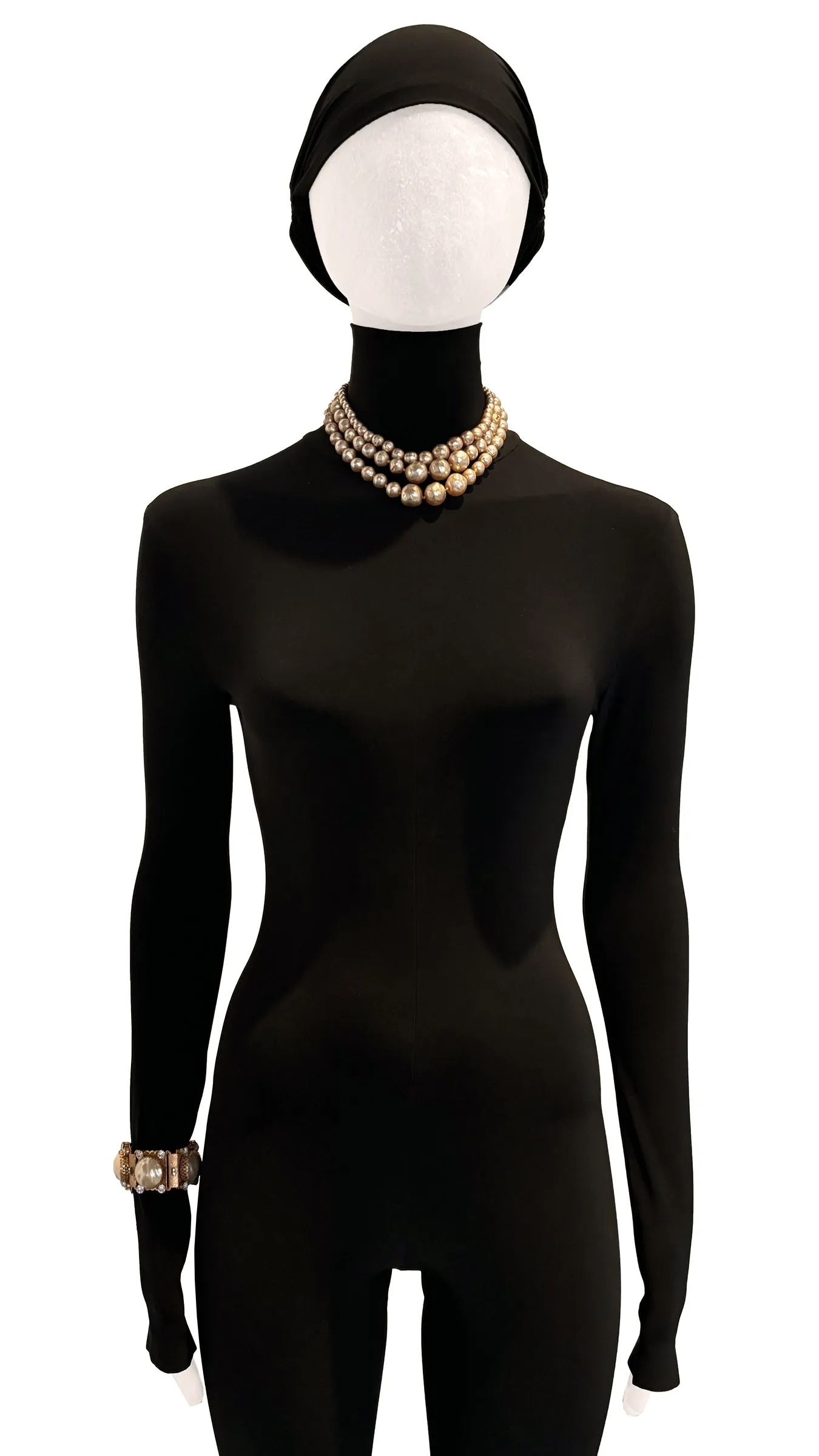 MIRIAM HASKELL PEARL NECKLACE SET sold by Norma Kamali
