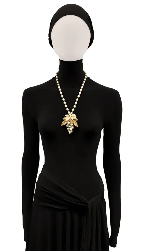 MIRIAM HASKELL BEADED PENDANT NECKLACE sold by Norma Kamali