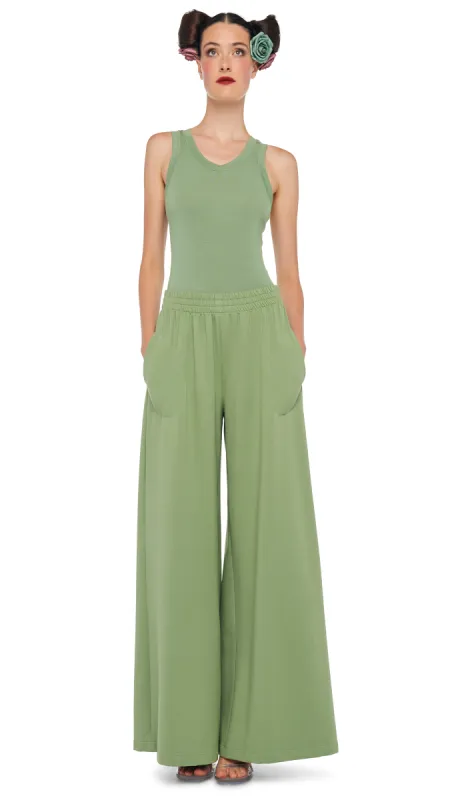 BOYFRIEND ELEPHANT SWEATPANT sold by Norma Kamali