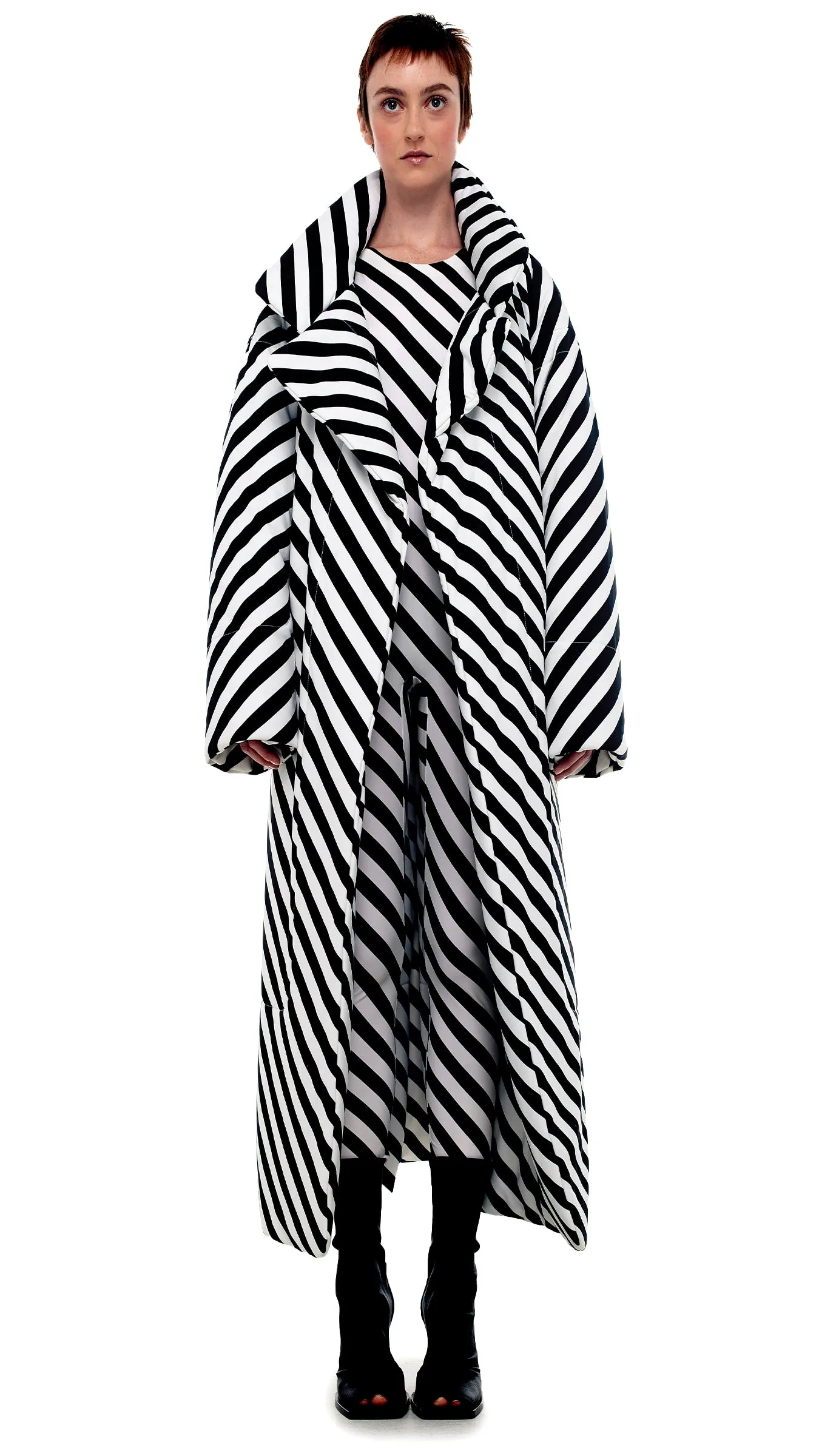 CLASSIC SLEEPING BAG COAT sold by Norma Kamali