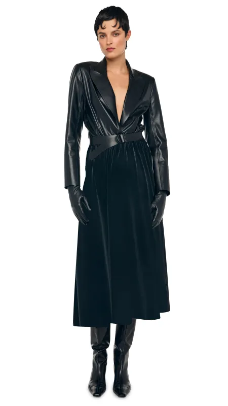 FLARED SKIRT TO MIDCALF sold by Norma Kamali