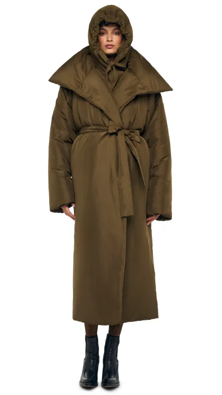 HIGH COLLAR OS BF SLEEPING BAG COAT sold by Norma Kamali