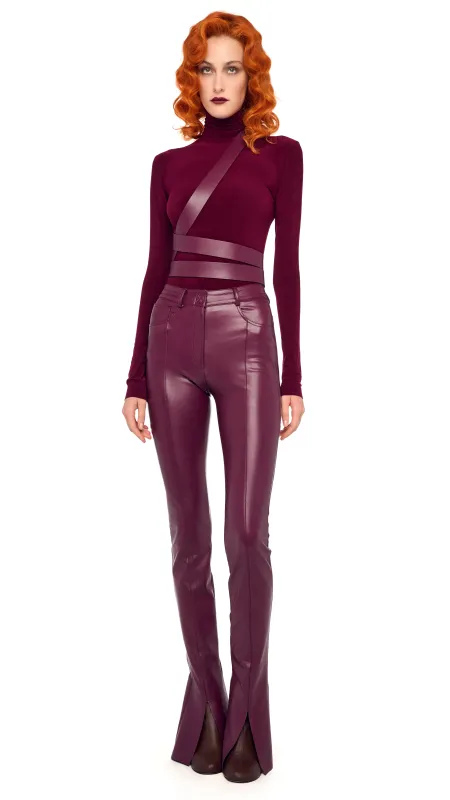 SLIM FIT LONG SLEEVE TURTLE TOP sold by Norma Kamali