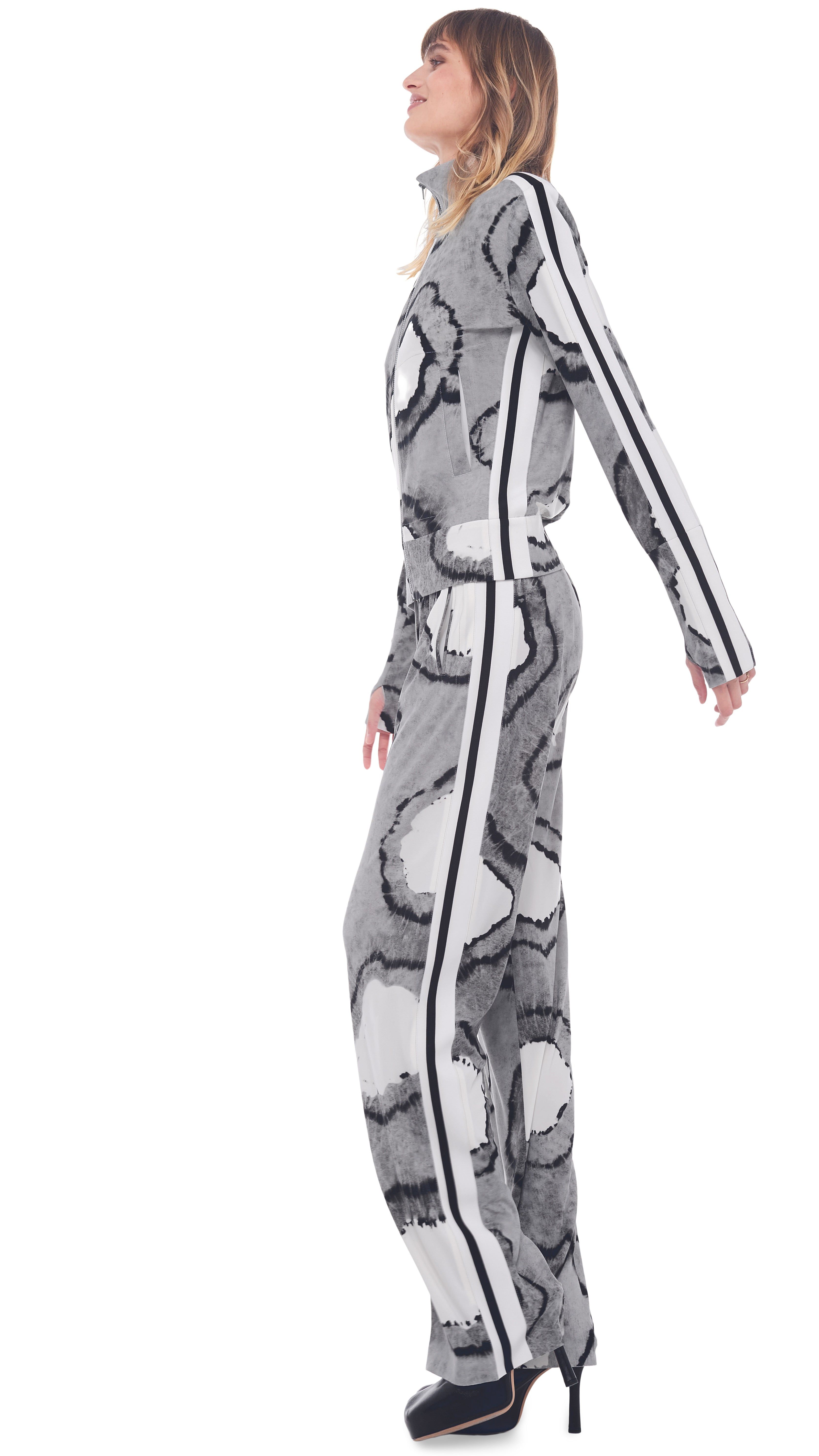 SIDE STRIPE BF SWEATPANT sold by Norma Kamali