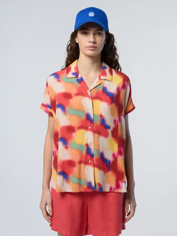 ECOVERO™ boxy shirt sold by North Sails