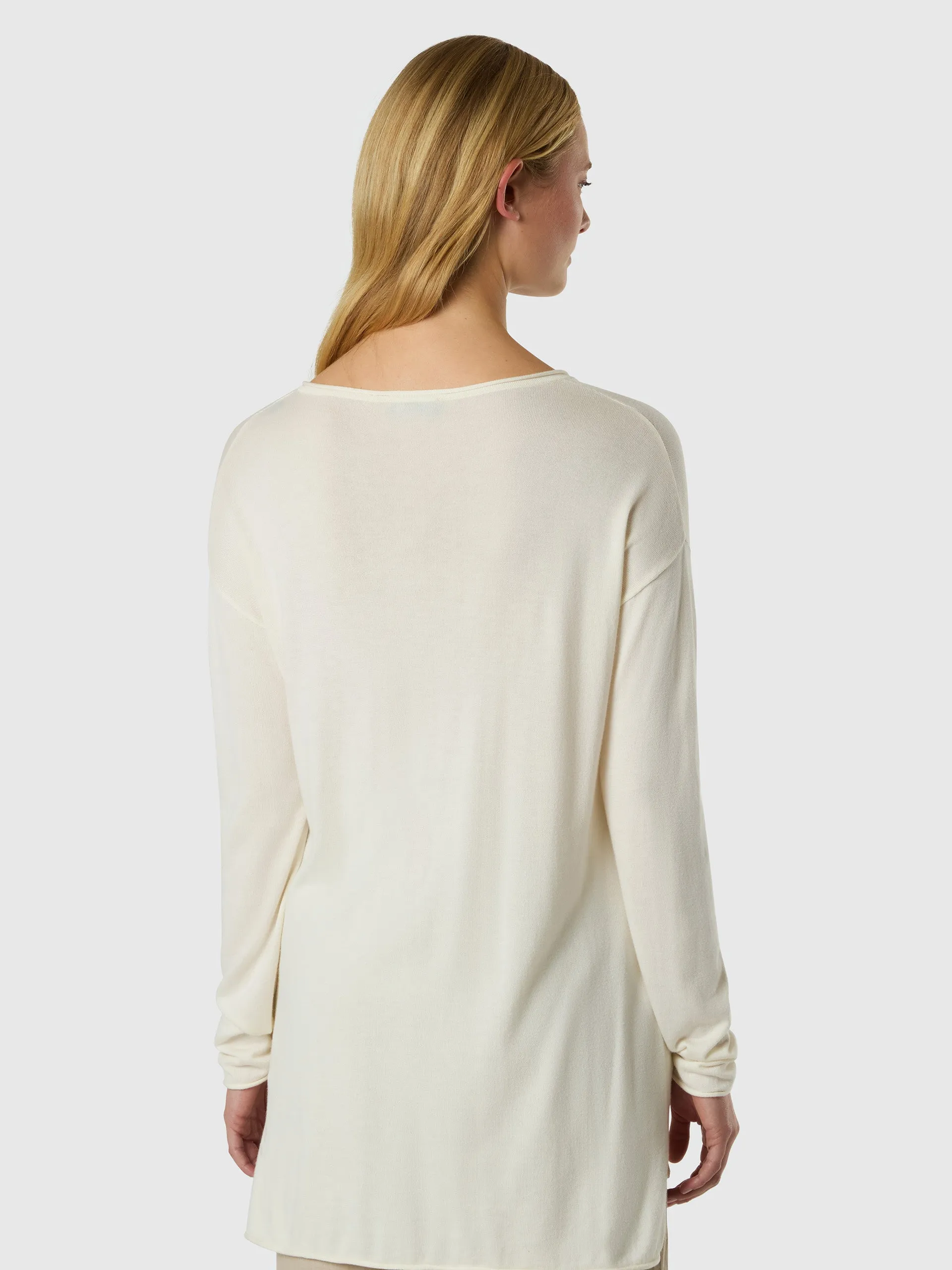 Light V-neck sweater sold by North Sails product image thumbnail 4