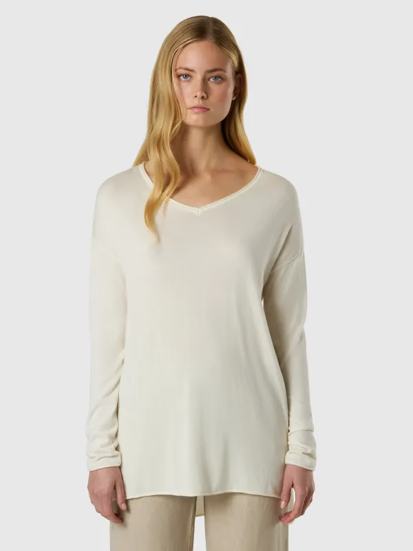 Light V-neck sweater sold by North Sails
