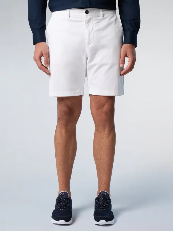 Chino shorts with logo patch made by North Sails