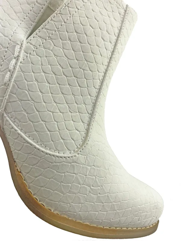 Tarim - Optic White sold by Not Rated