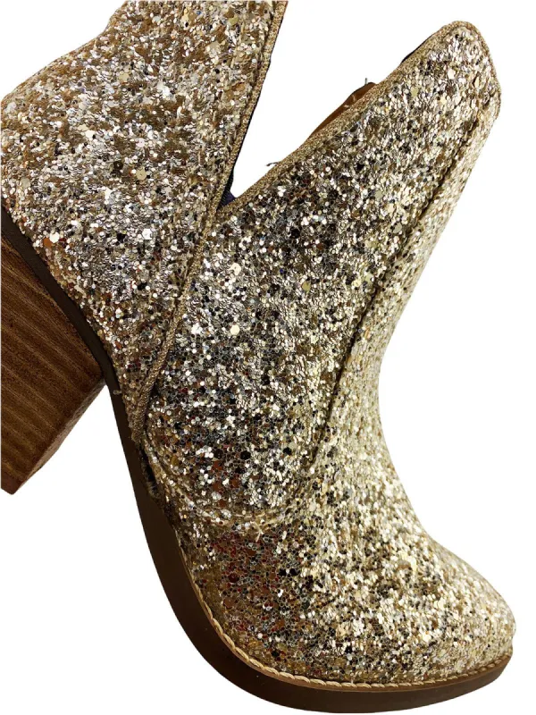 Fiera - Gold sold by Not Rated