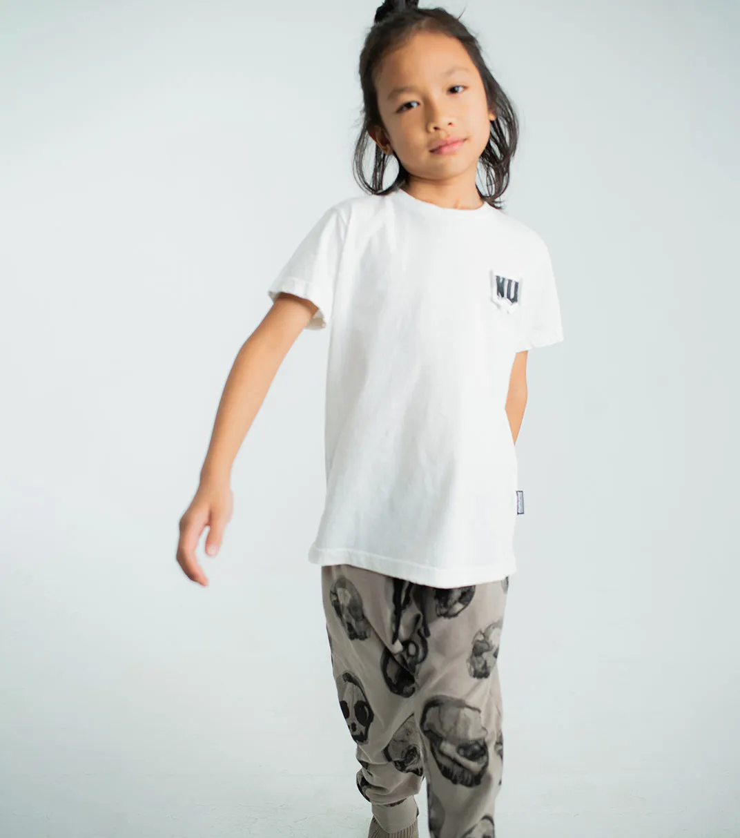 light faded skulls baggy pants sold by nununu product image thumbnail 5