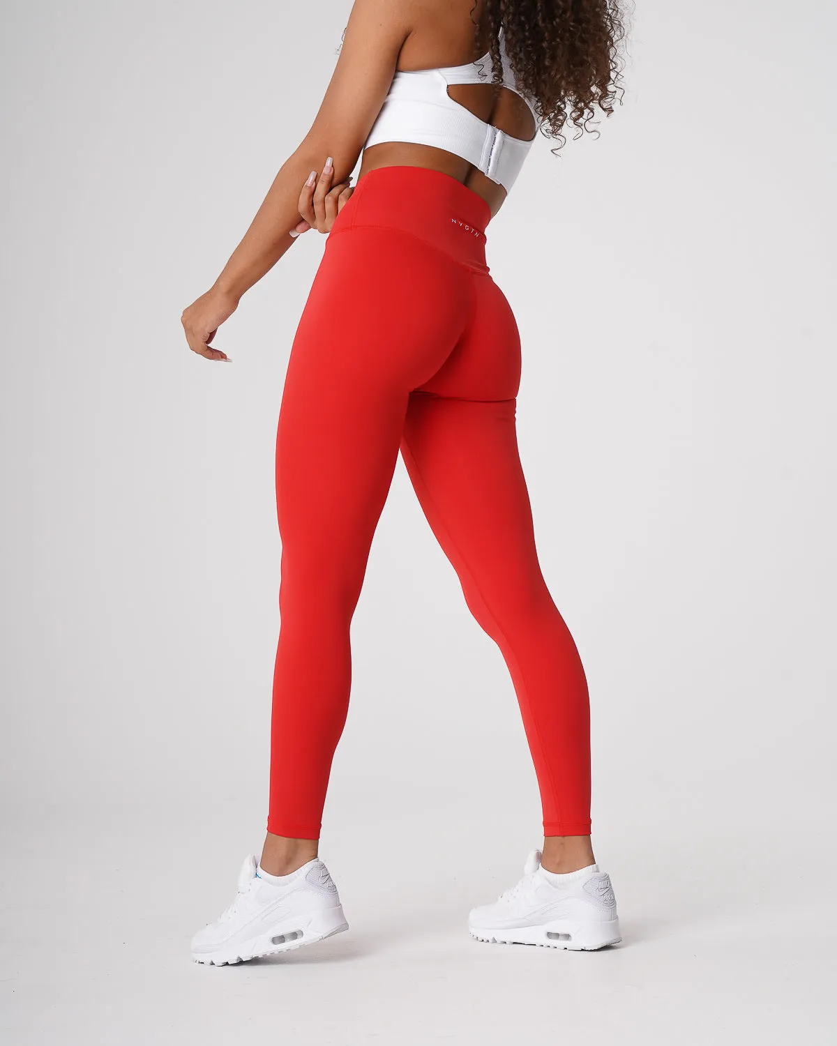 Scarlet Signature 2.0 Leggings sold by NVGTN product image thumbnail 3