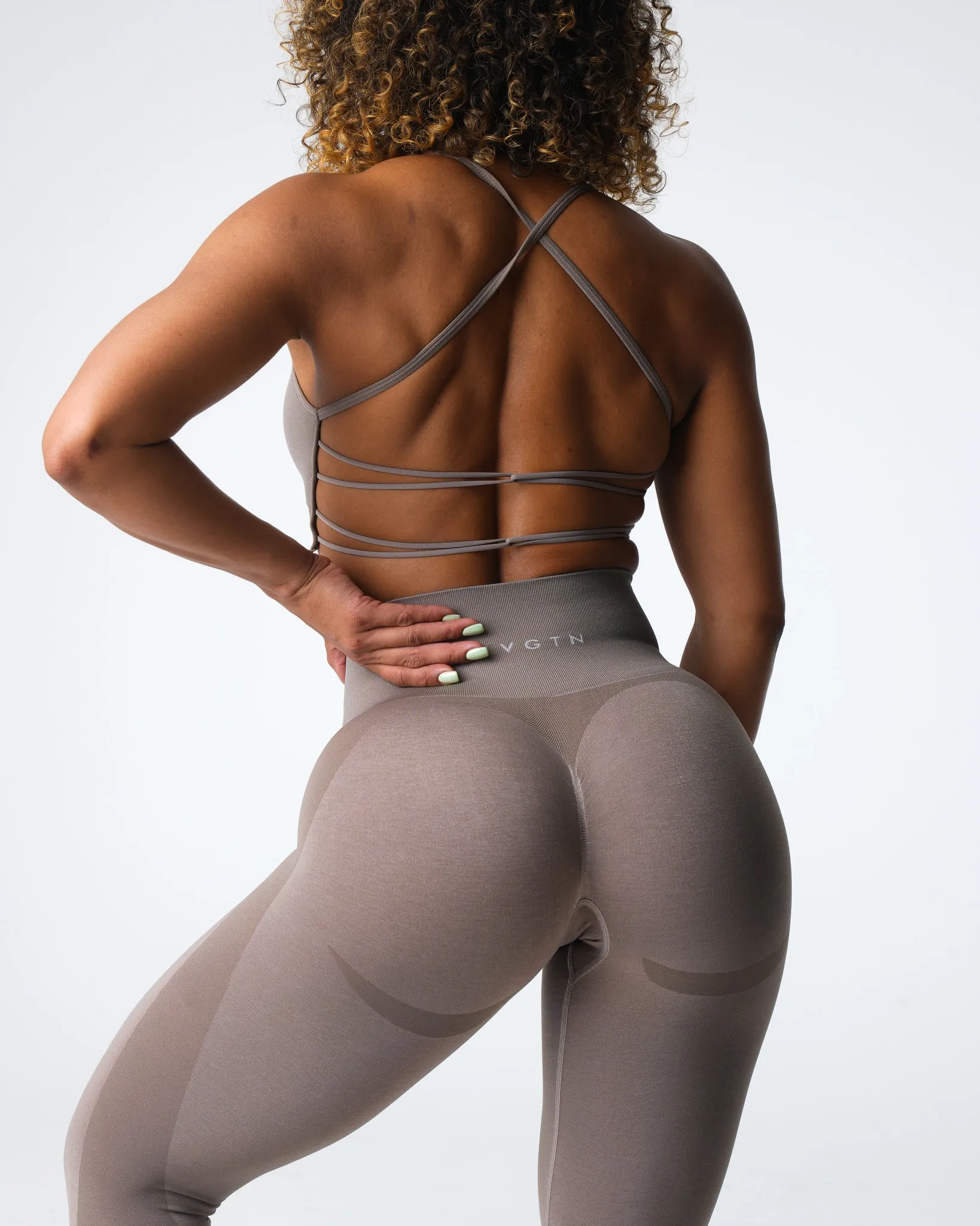 Taupe Contour 2.0 Seamless Leggings sold by NVGTN product image thumbnail 2