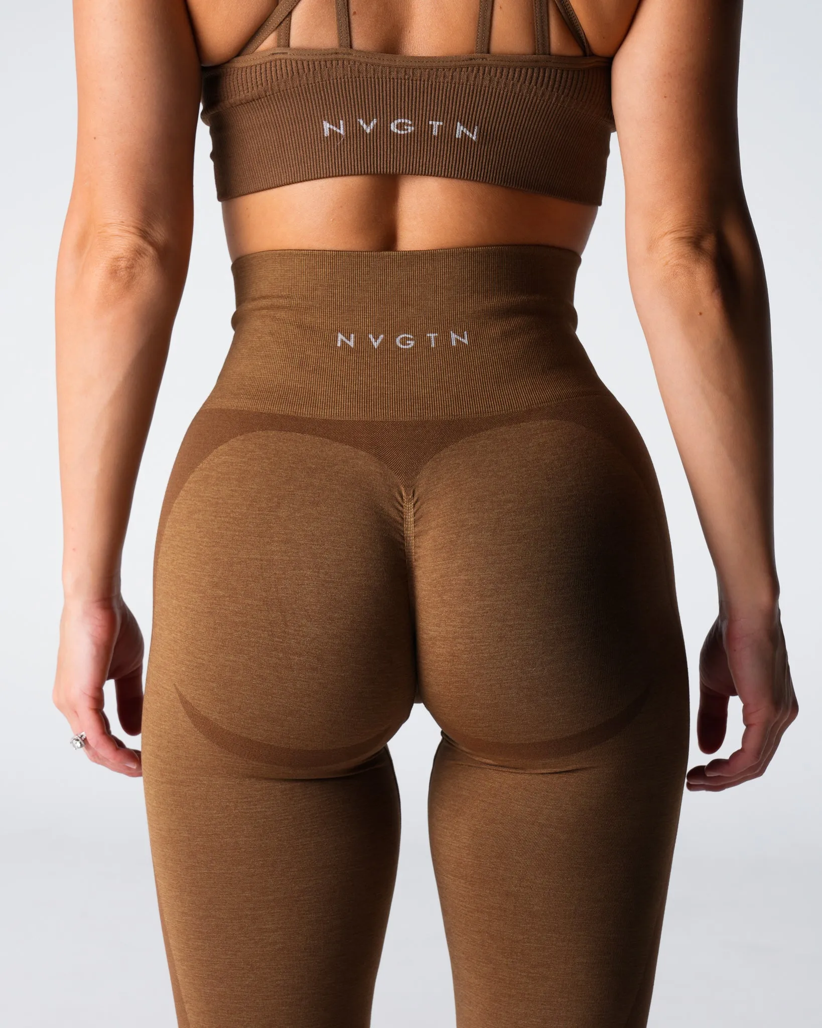 Mocha Contour 2.0 Seamless Leggings sold by NVGTN product image thumbnail 2