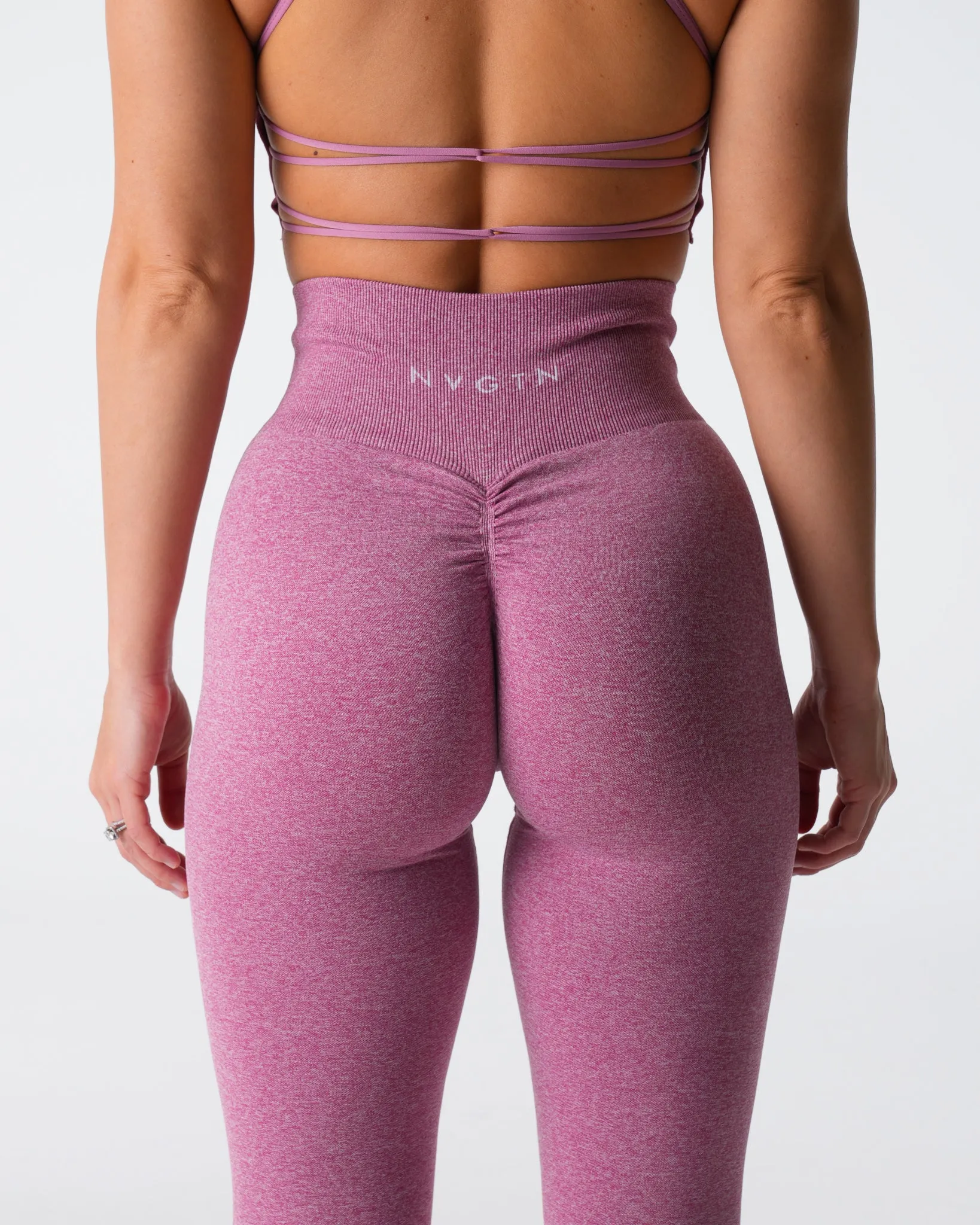 Pastel Pink Scrunch Seamless Leggings sold by NVGTN product image thumbnail 2