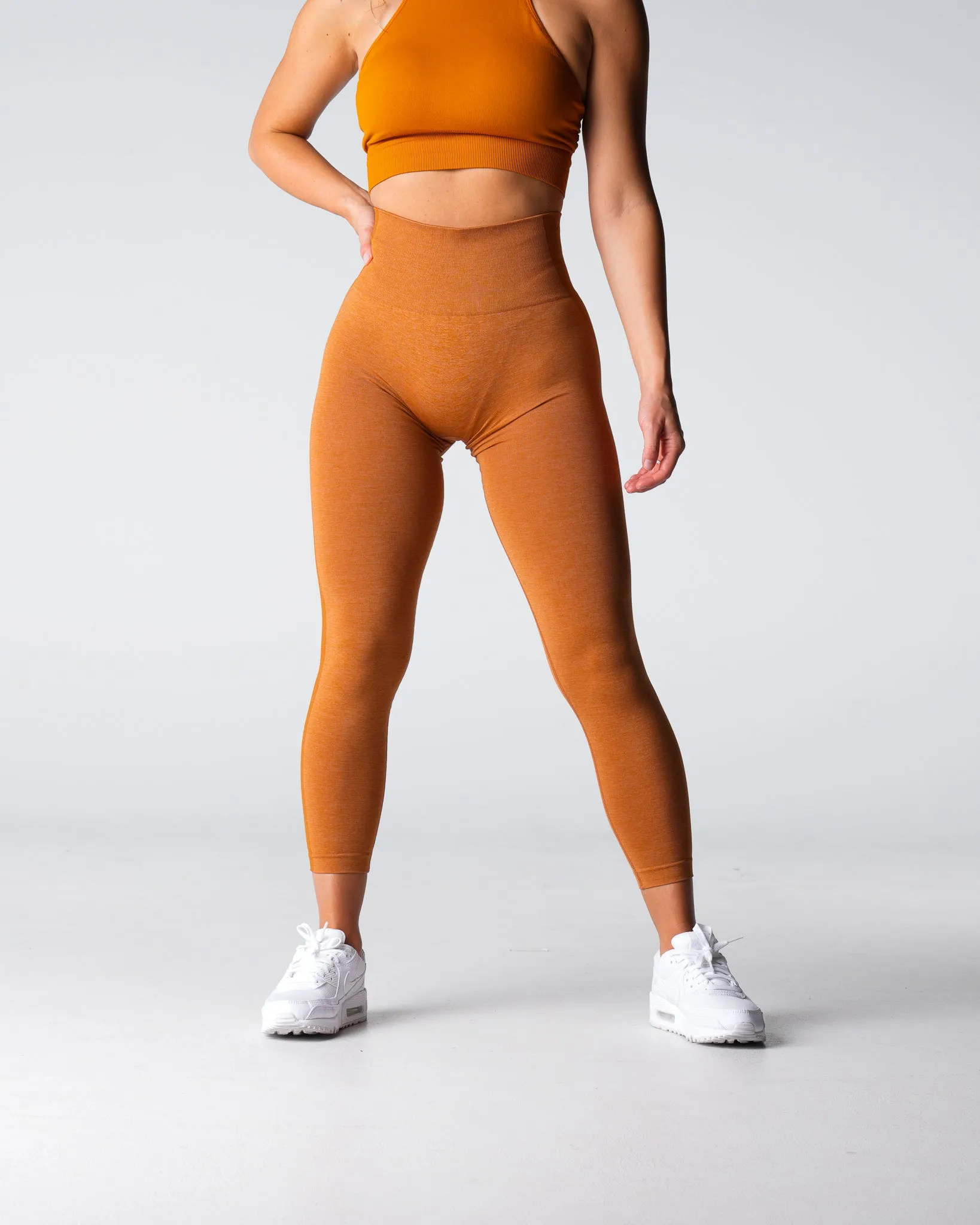 Terracotta Performance Seamless Leggings sold by NVGTN product image thumbnail 4