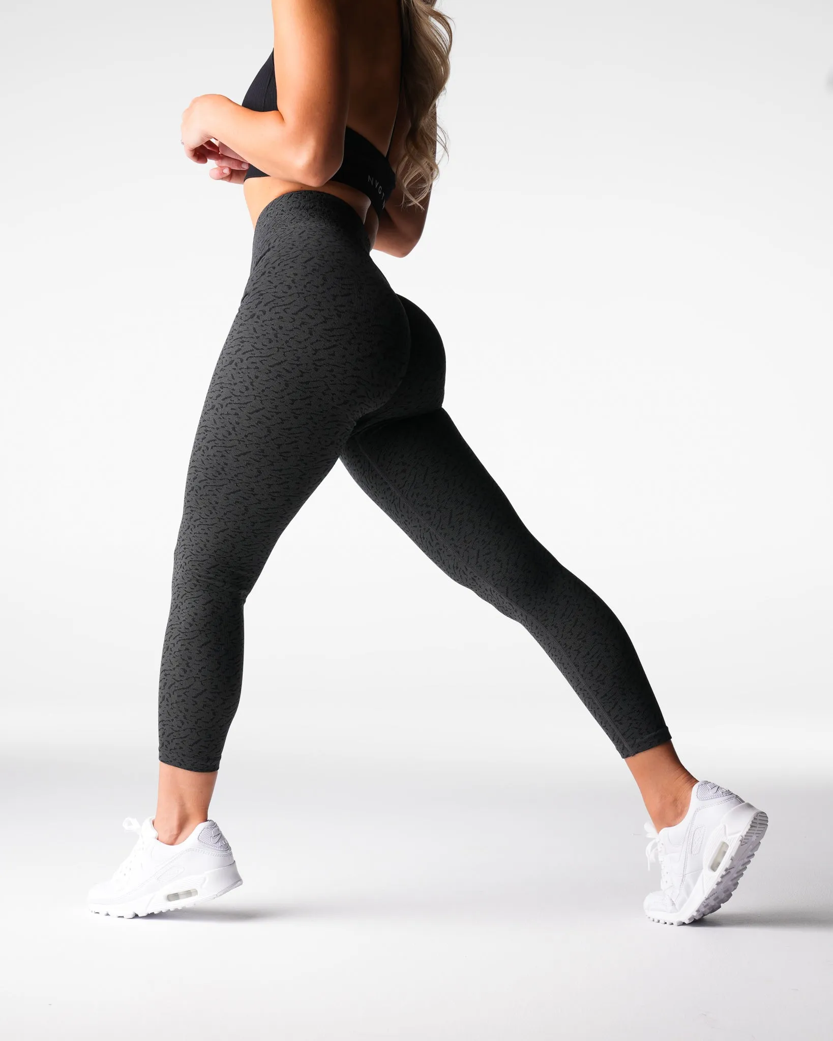 Black Zesty Seamless Leggings sold by NVGTN product image thumbnail 3