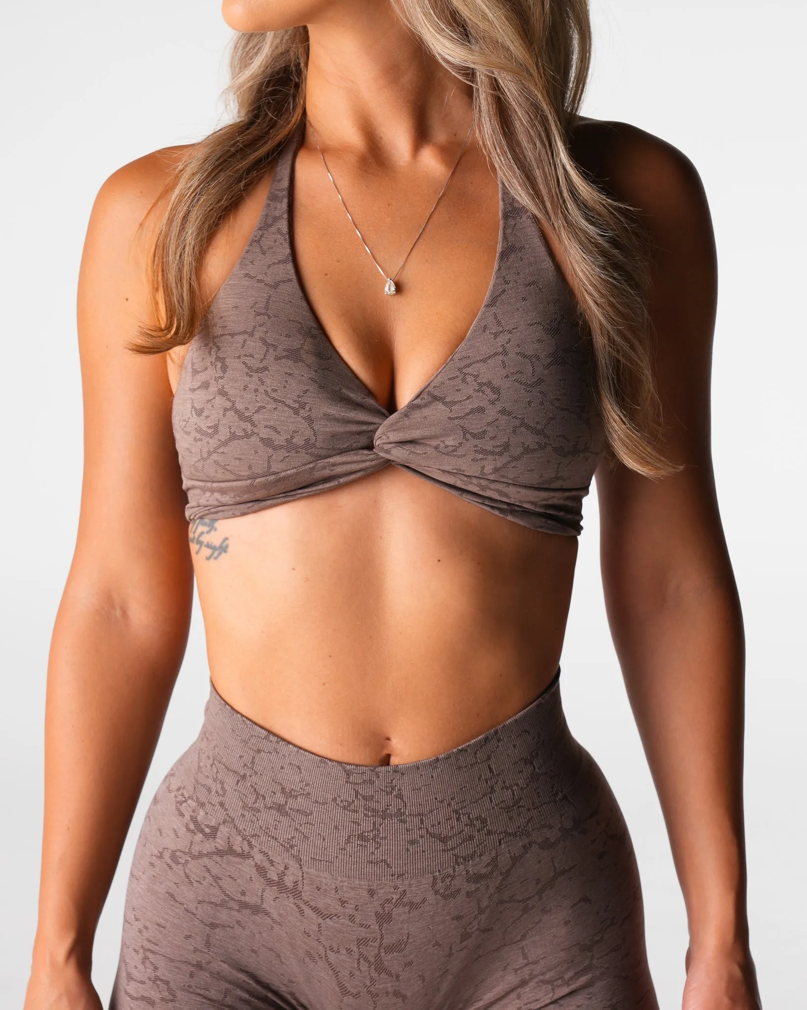 Oak Breakthrough Stunner Seamless Halter Bra sold by NVGTN product image thumbnail 3