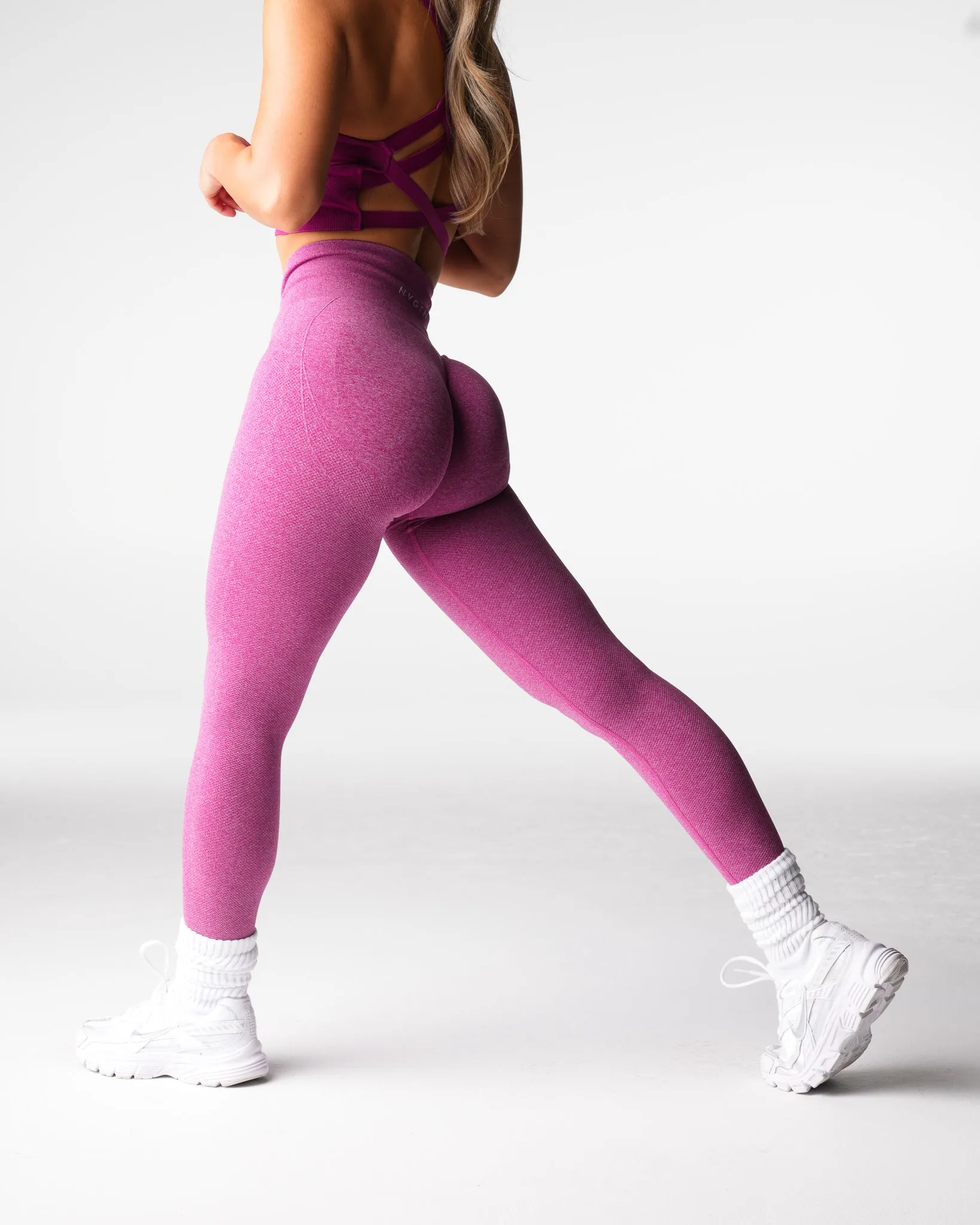 Sugarplum Lift Seamless Leggings sold by NVGTN