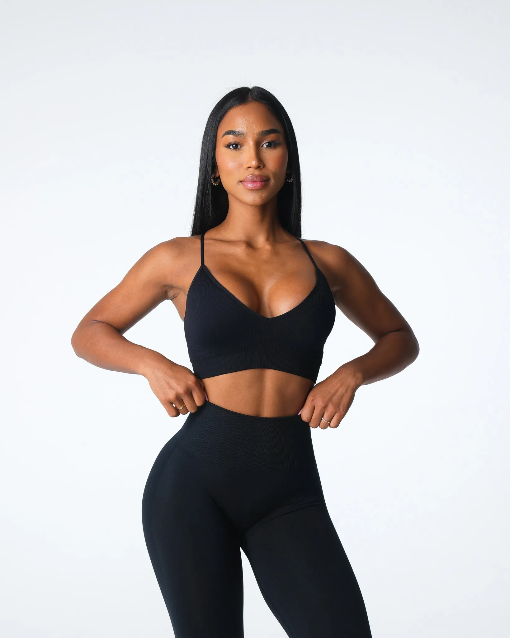 Black Glimpse Ribbed Seamless Bra sold by NVGTN