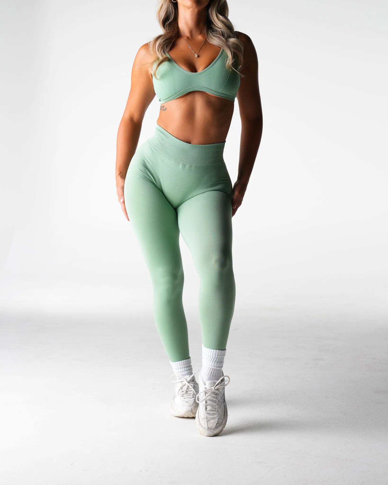 Matcha Edge Seamless Leggings sold by NVGTN product image thumbnail 4