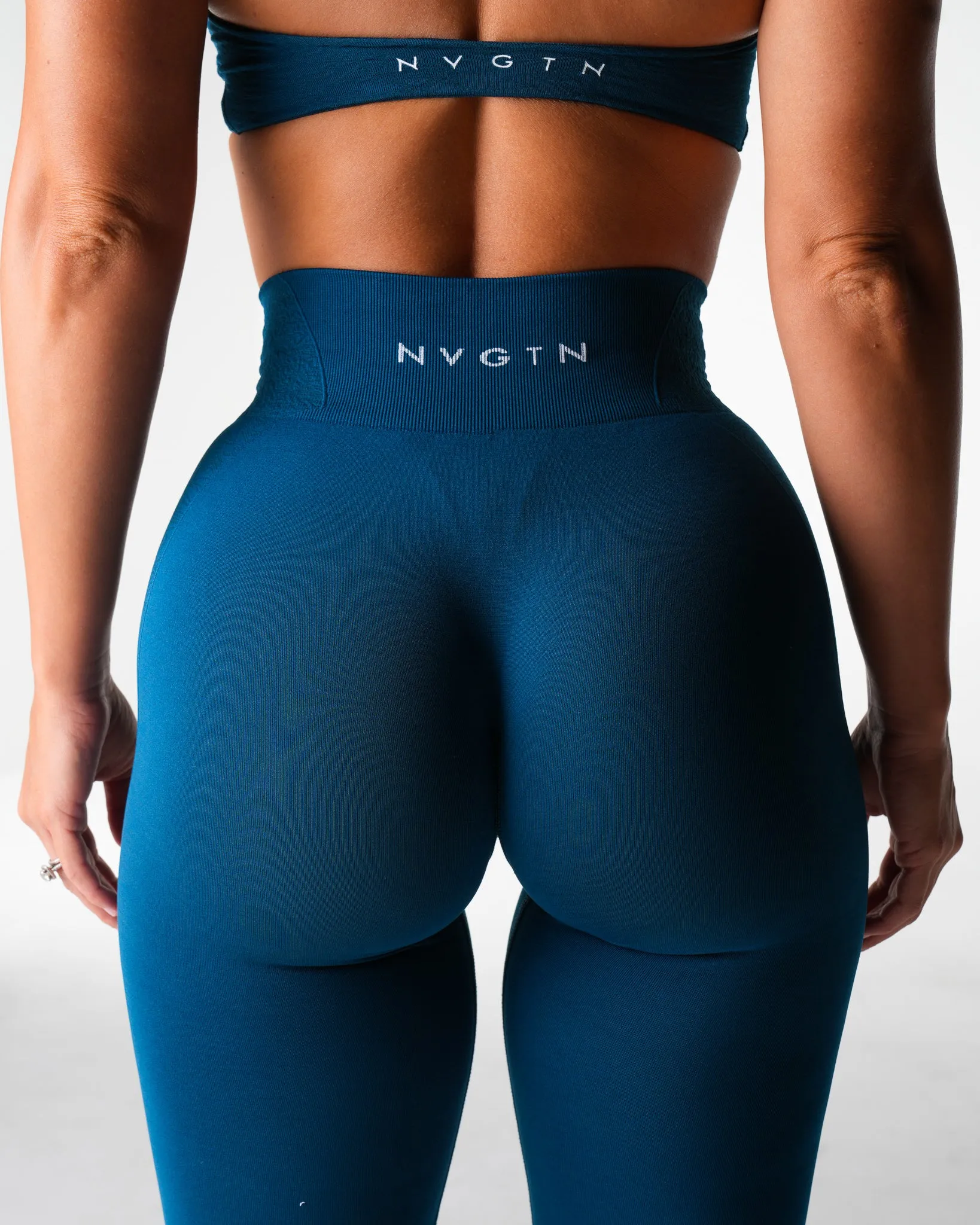 Nova Endura Seamless Leggings sold by NVGTN product image thumbnail 2
