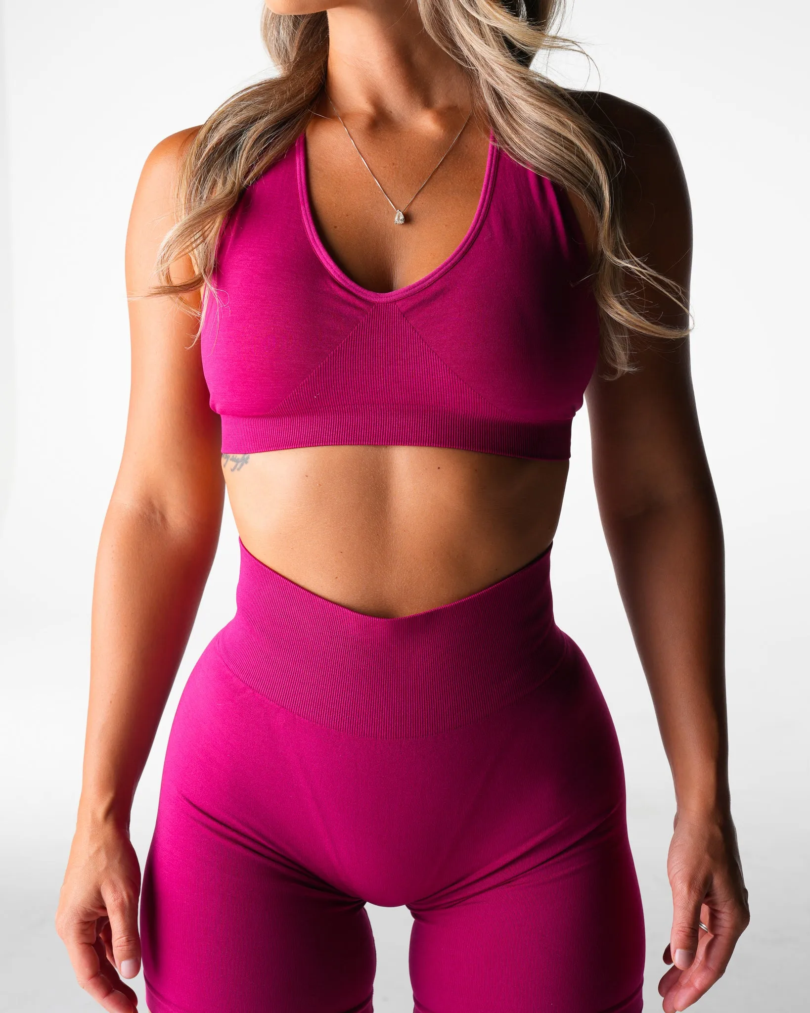 Peony Core Seamless Bra sold by NVGTN product image thumbnail 3