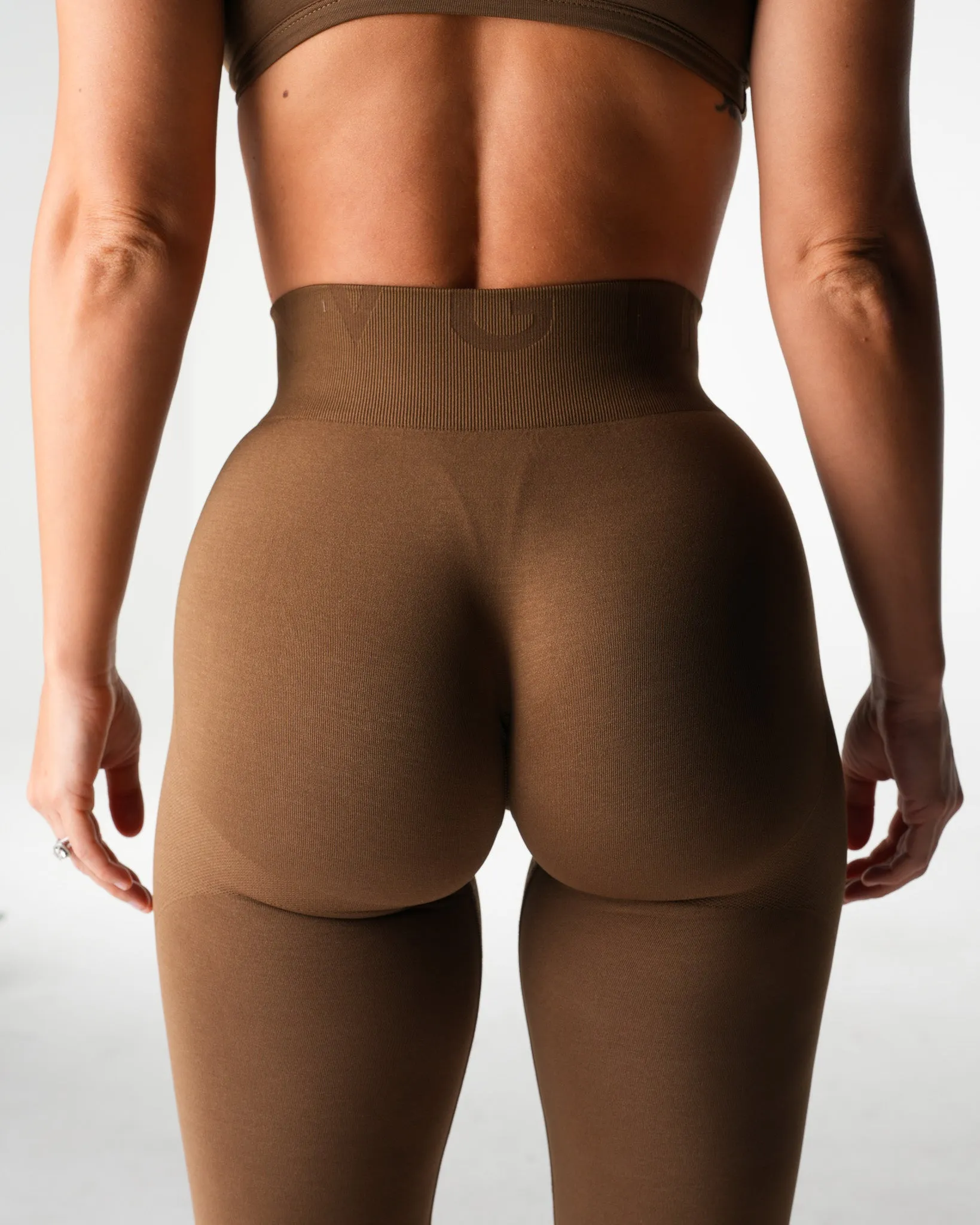 Dune Edge Seamless Leggings sold by NVGTN product image thumbnail 2