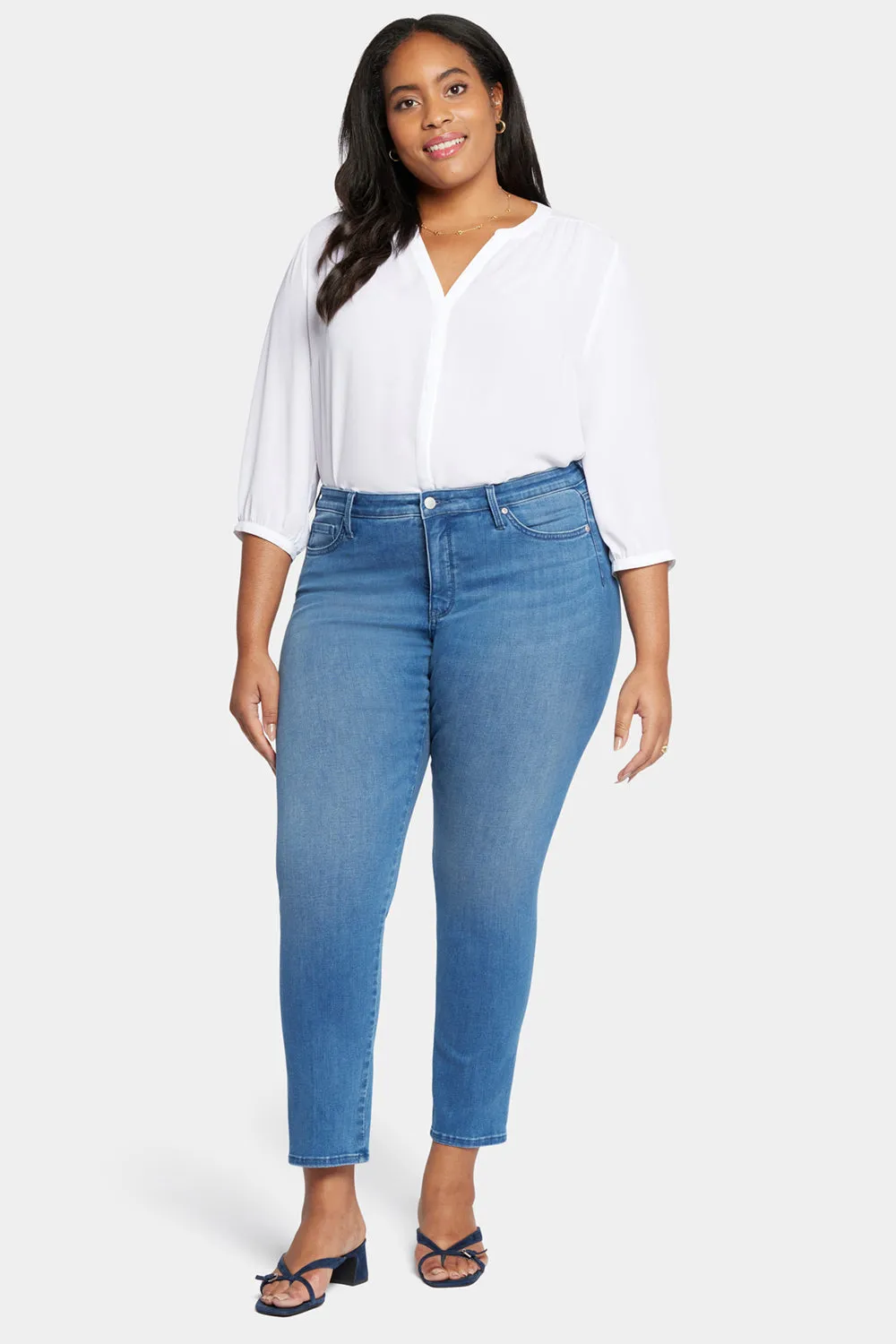 Le Silhouette Sheri Slim Jeans In Plus Size - Stunning sold by NYDJ product image thumbnail 4